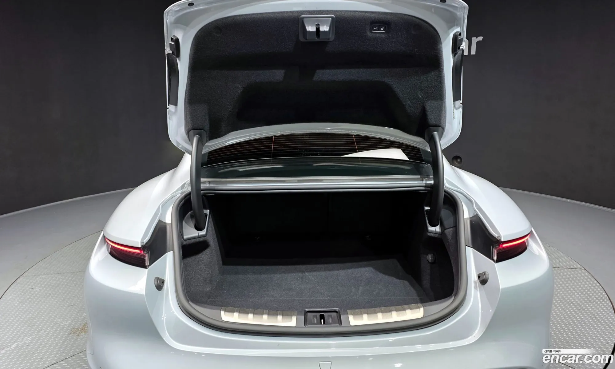 Porsche Taycan 2023 — 5