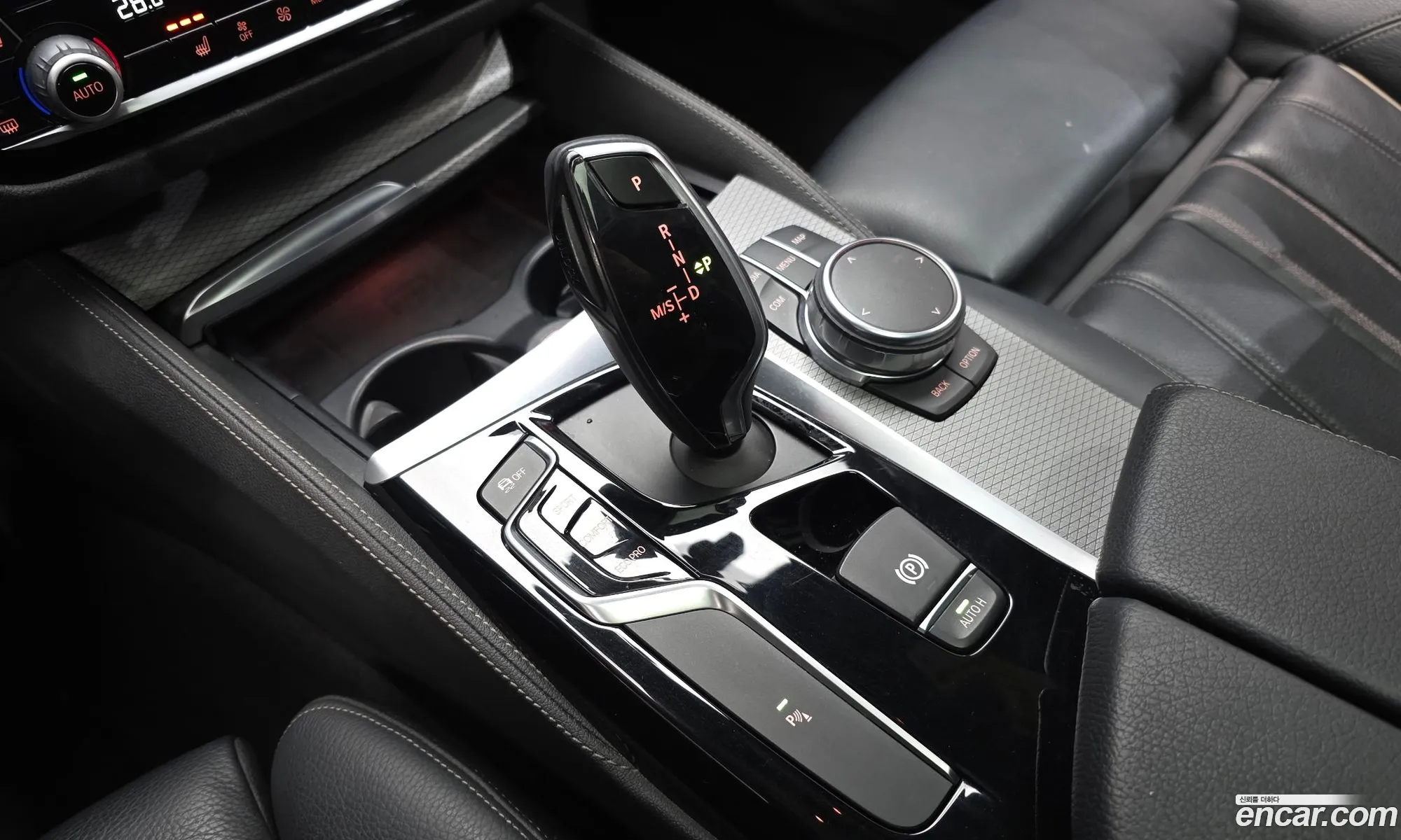 BMW 5 Series 2018 WBAJC3101JG997575 — 2