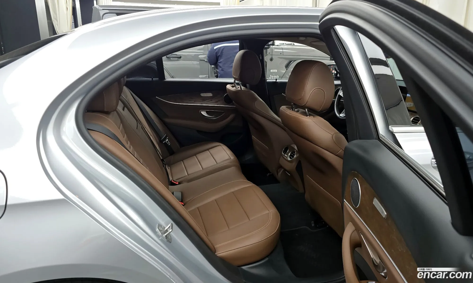 Mercedes-Benz E-Class W213 2017 — 18