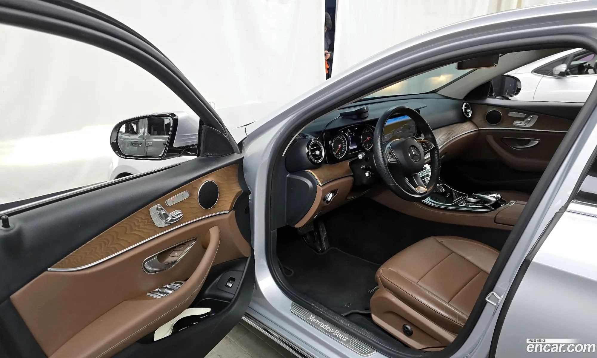 Mercedes-Benz E-Class W213 2017 — 20