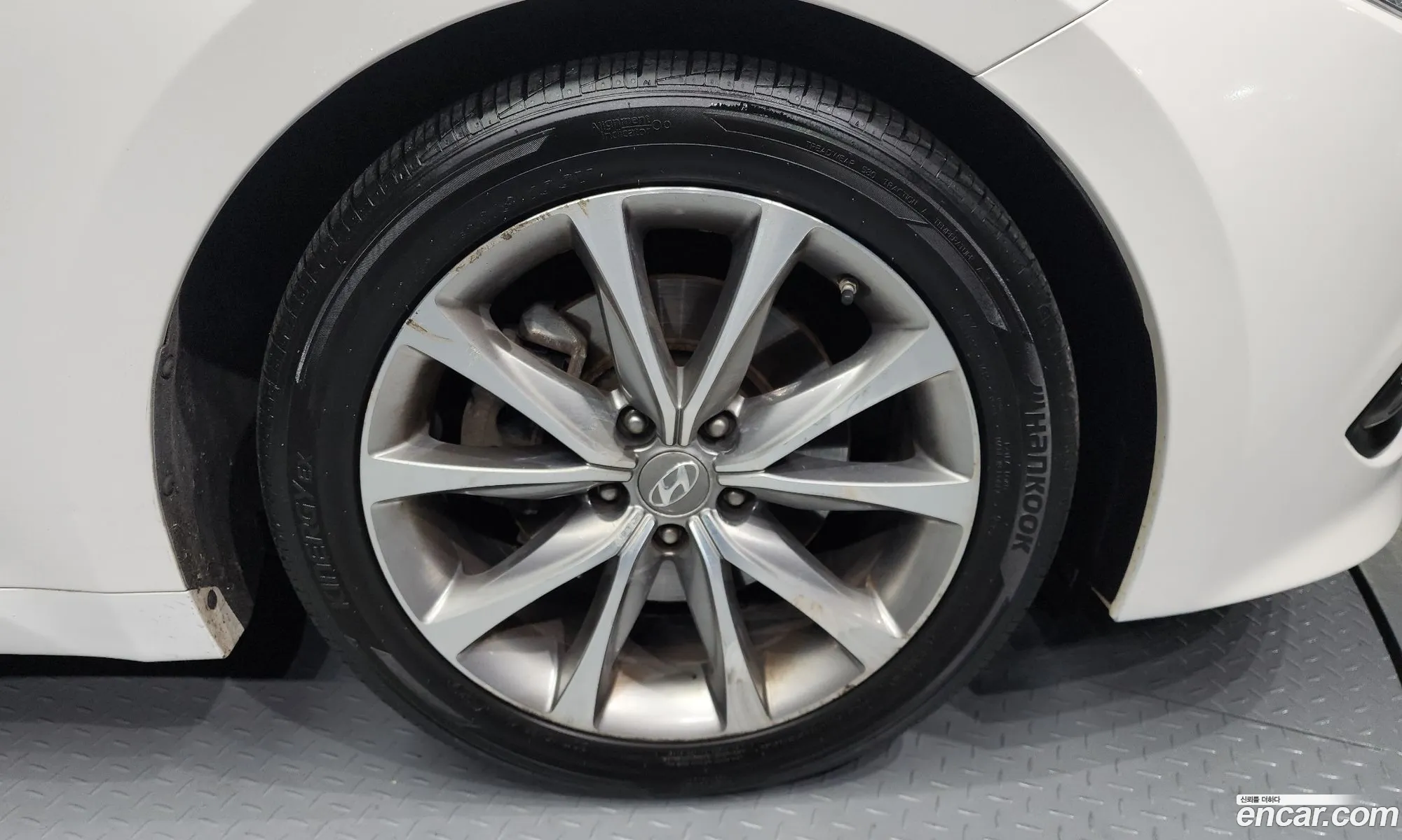 Hyundai Grandeur HG 2015 — 11
