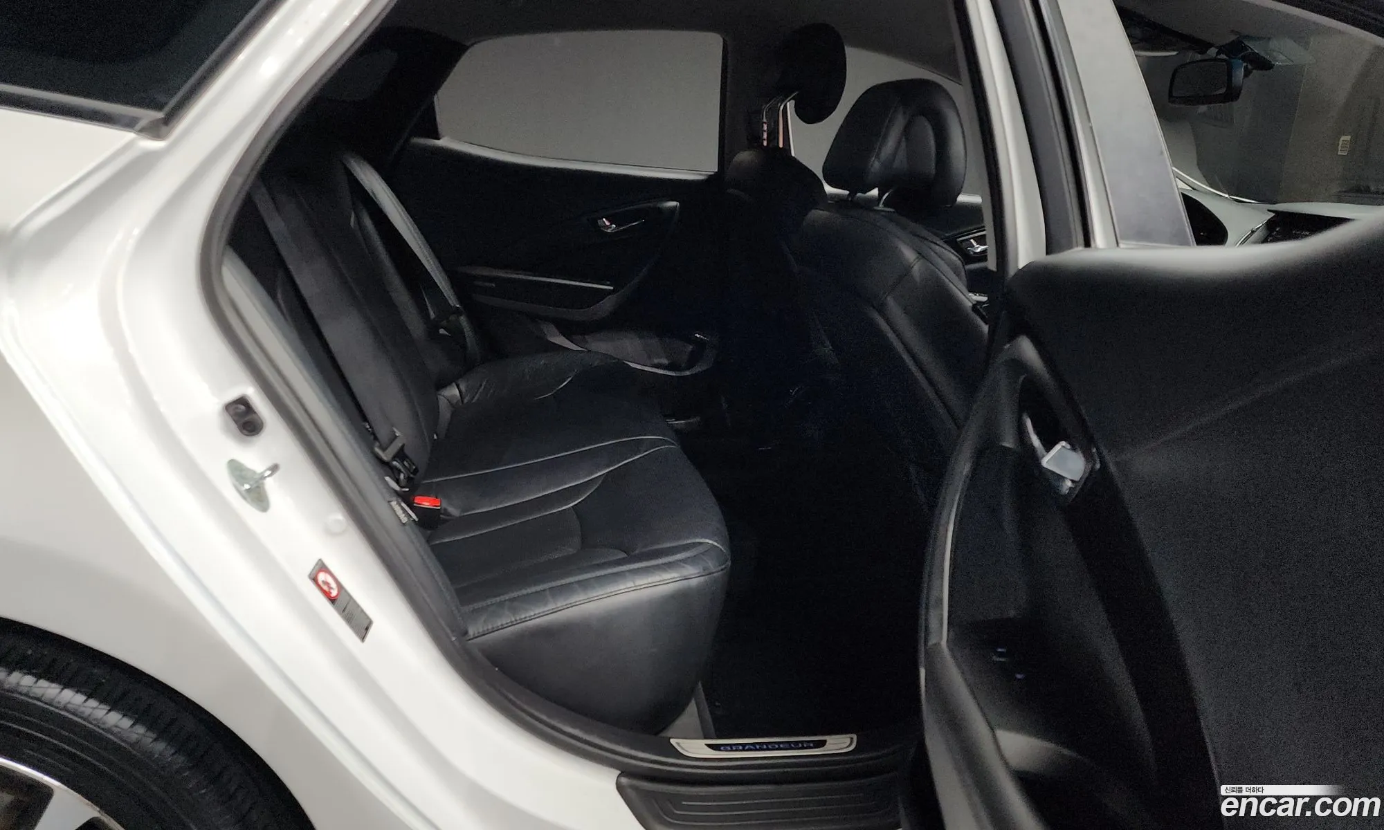 Hyundai Grandeur HG 2015 — 4