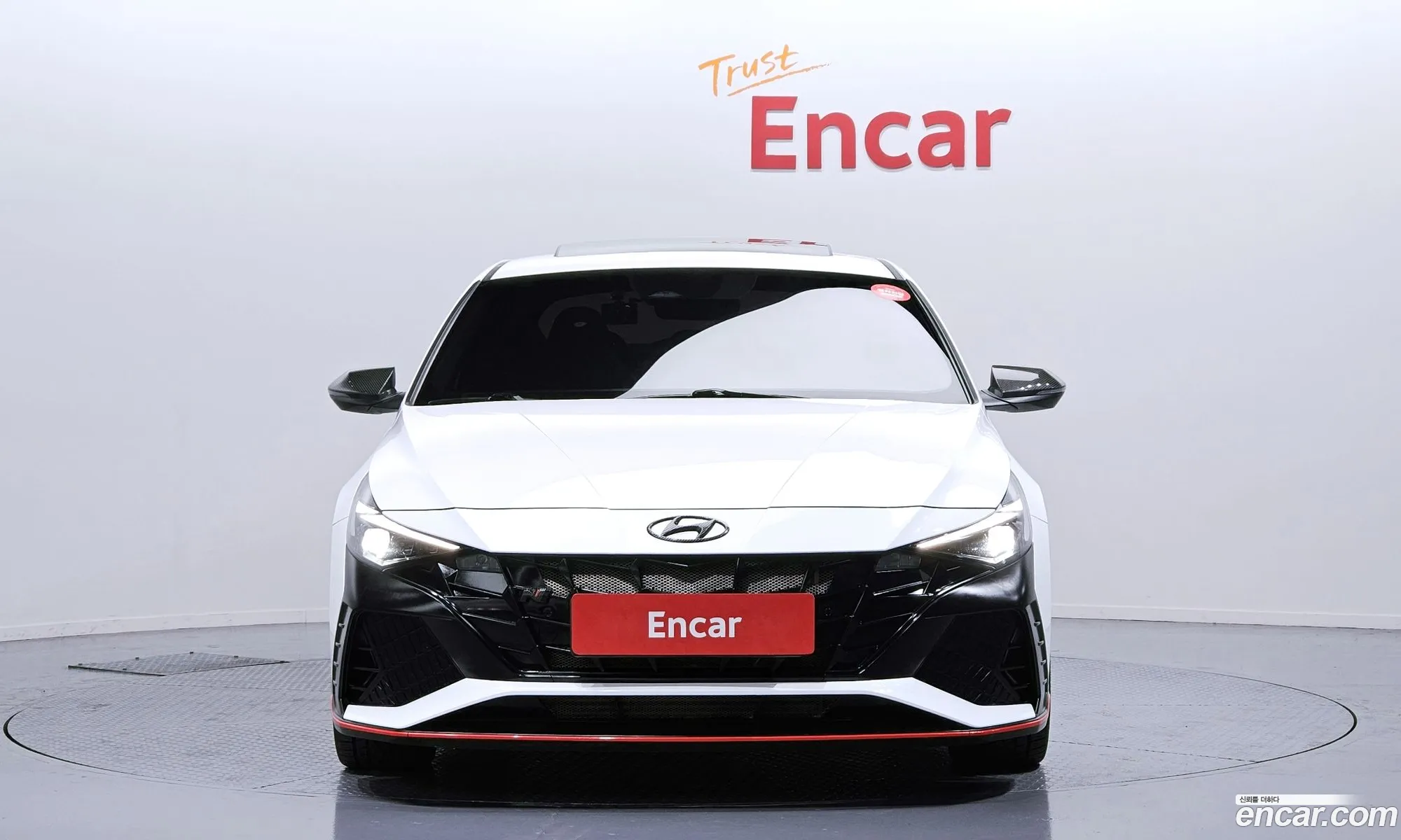 Hyundai Elantra 2023 — 3