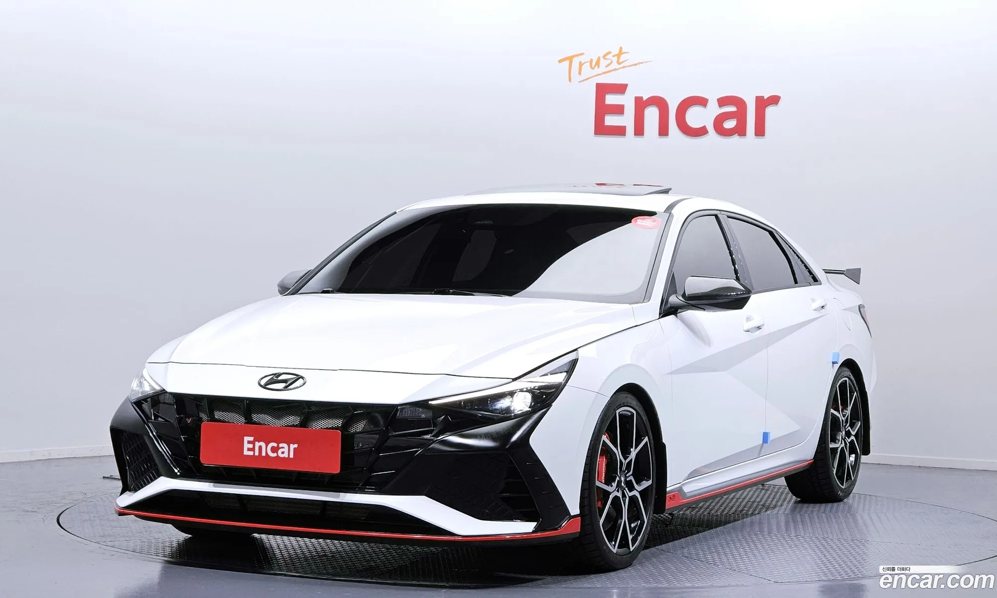 Hyundai Elantra 2023 — 19