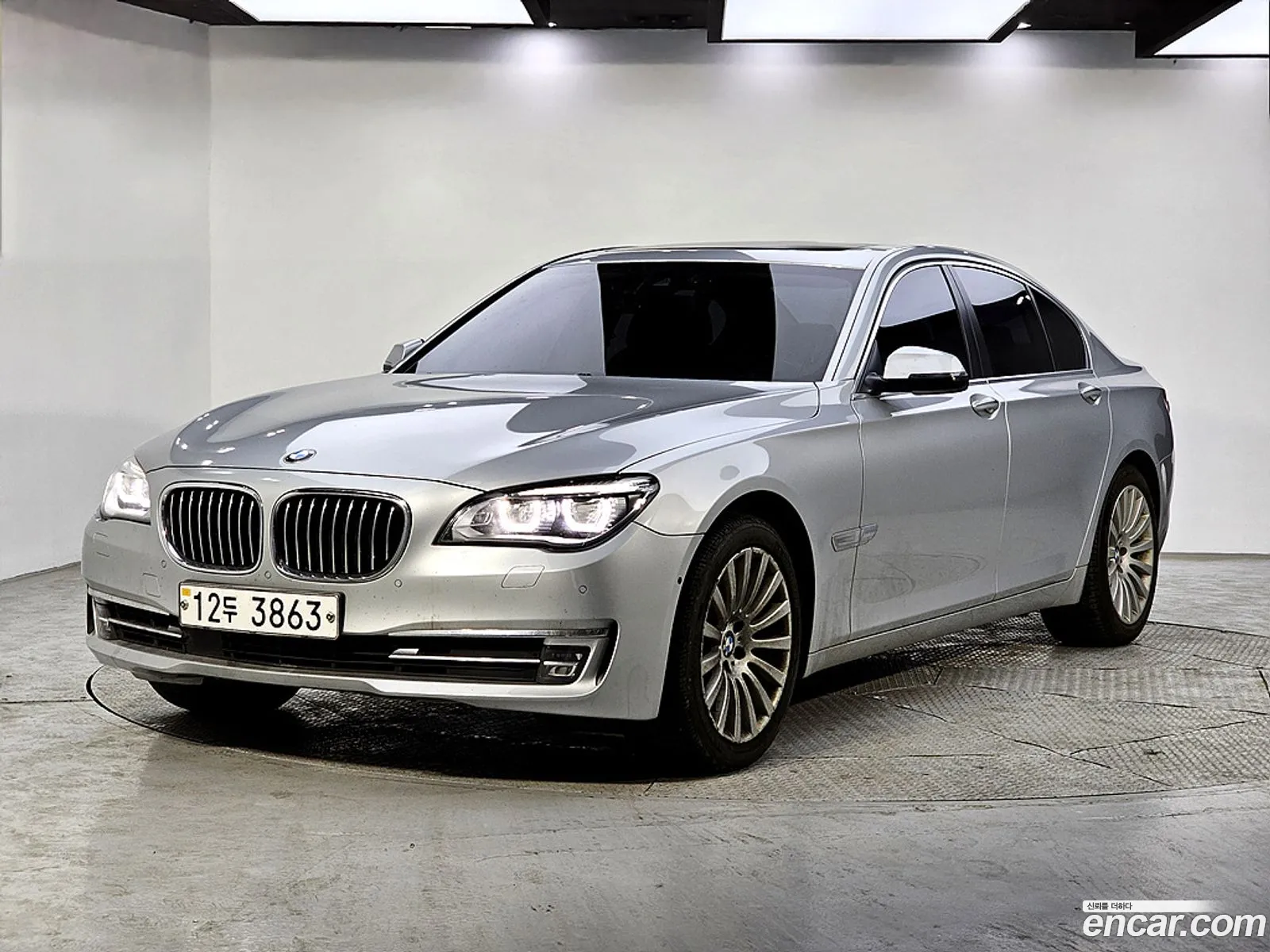 BMW 7 Series 2012 — 19