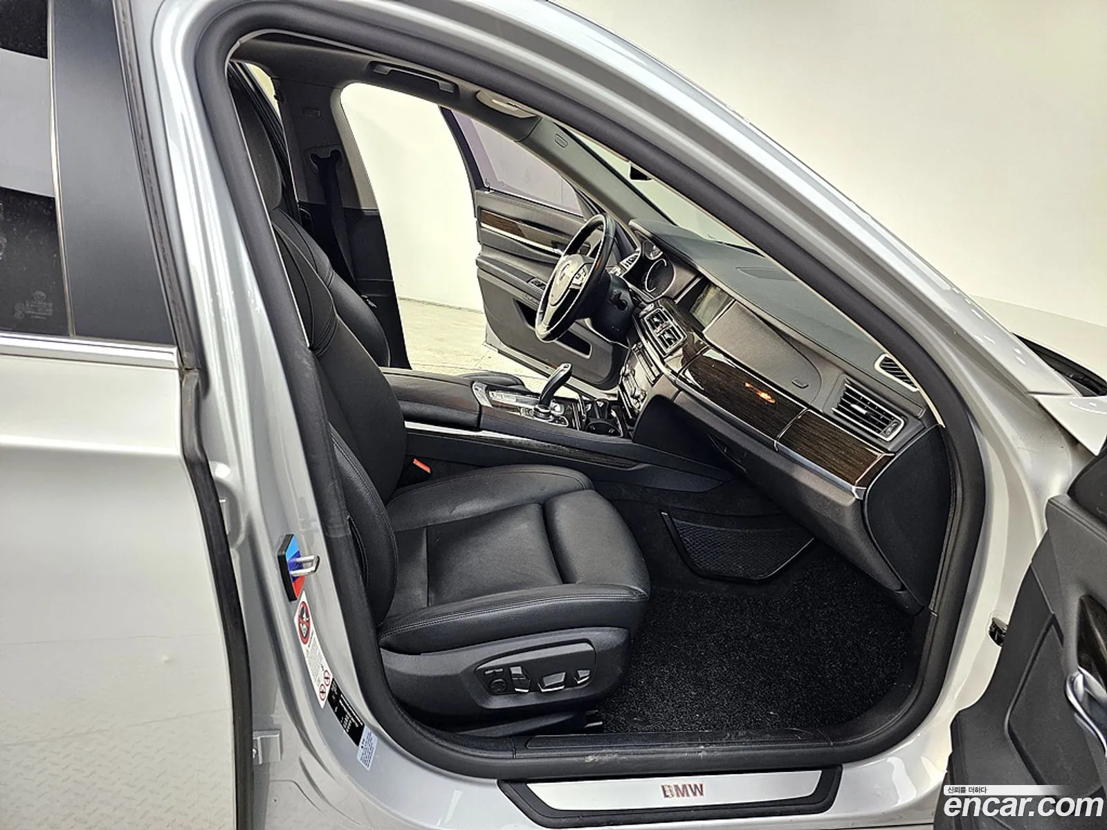 BMW 7 Series 2012 — 12