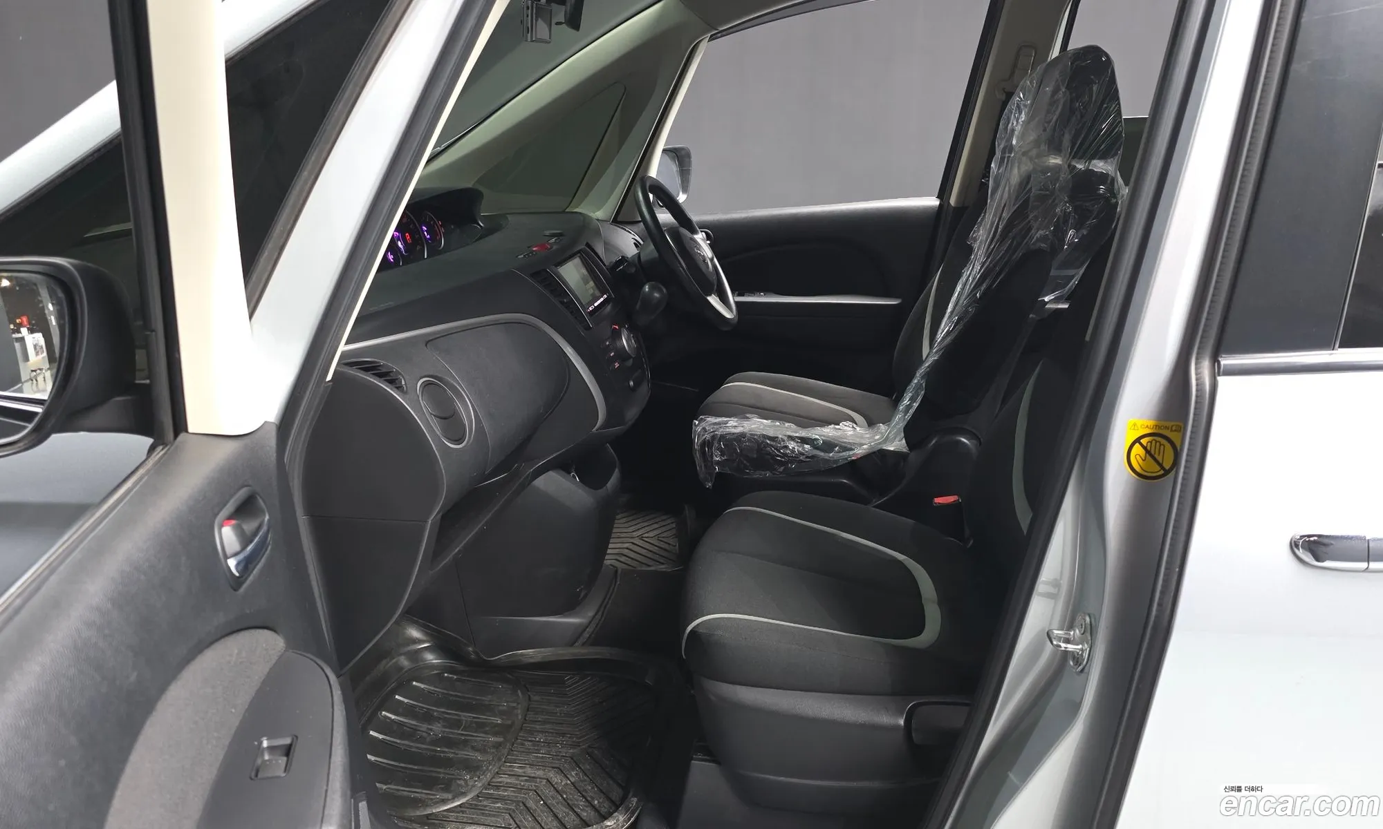 Mazda Biante 2010 KL90F3ABGASZ00002 — 12