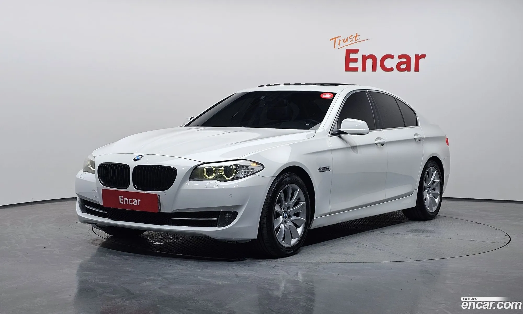BMW 5 Series 2011 — 10