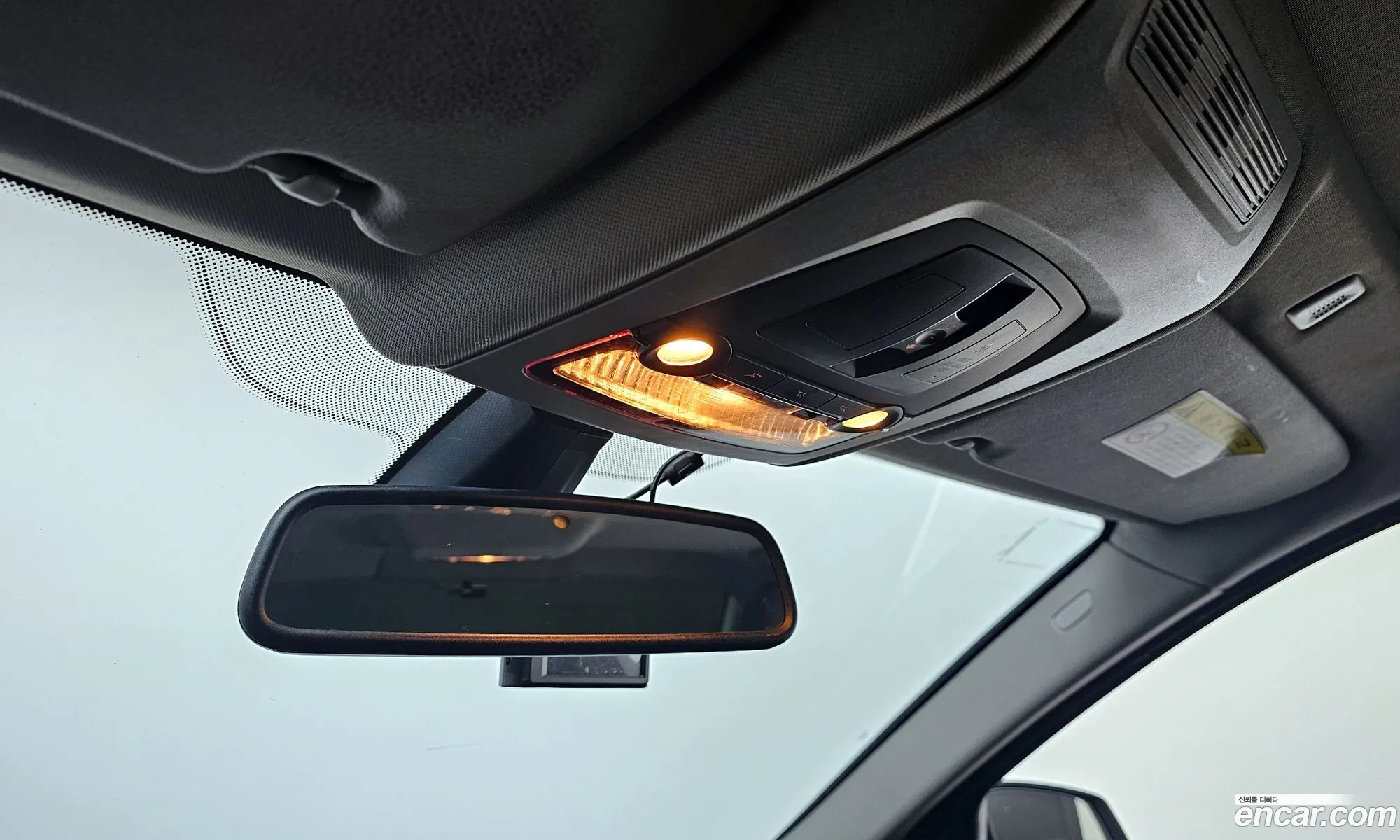 BMW 5 Series 2011 — 19