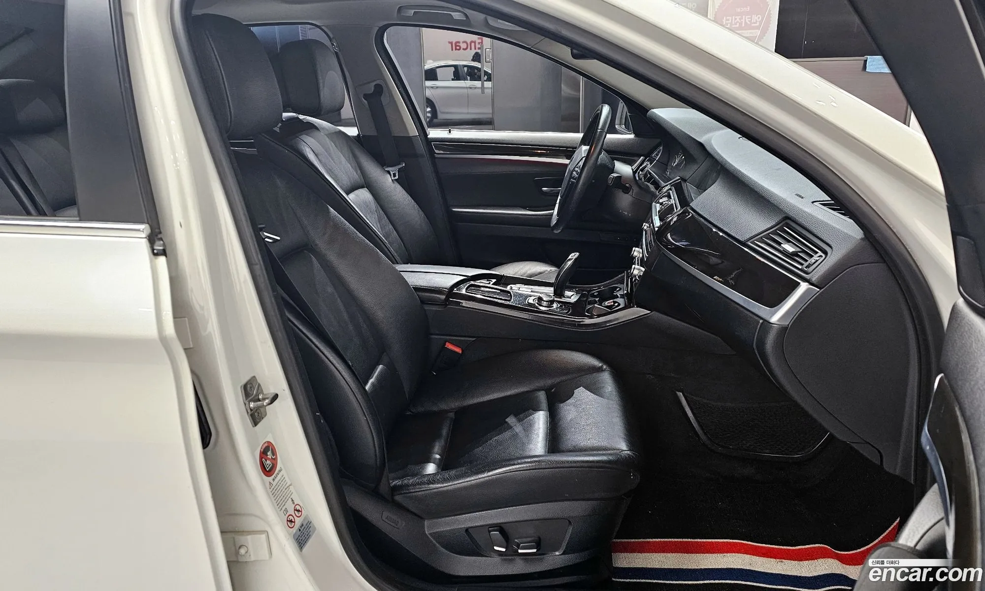 BMW 5 Series 2011 — 15