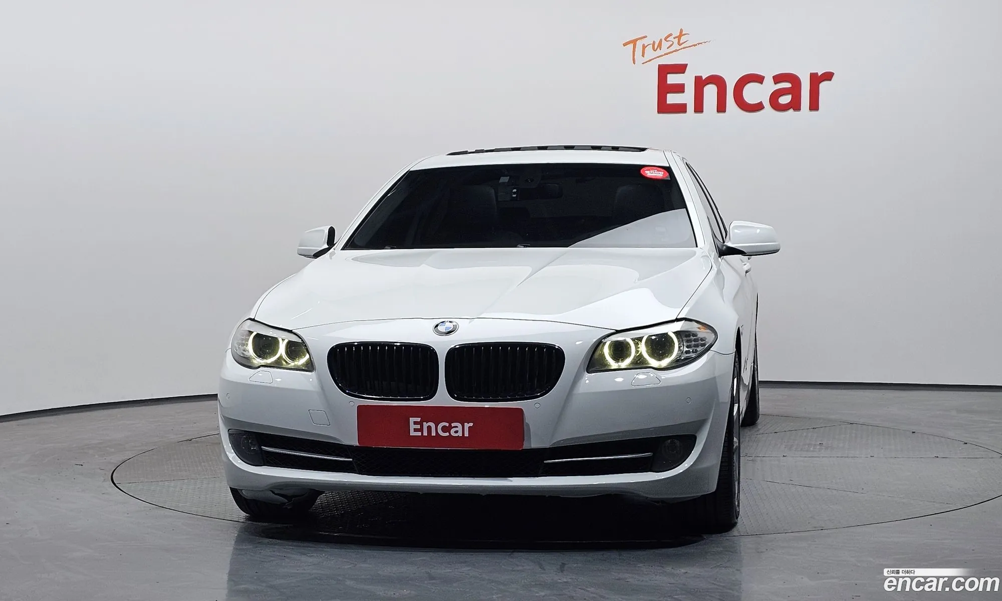 BMW 5 Series 2011 — 14