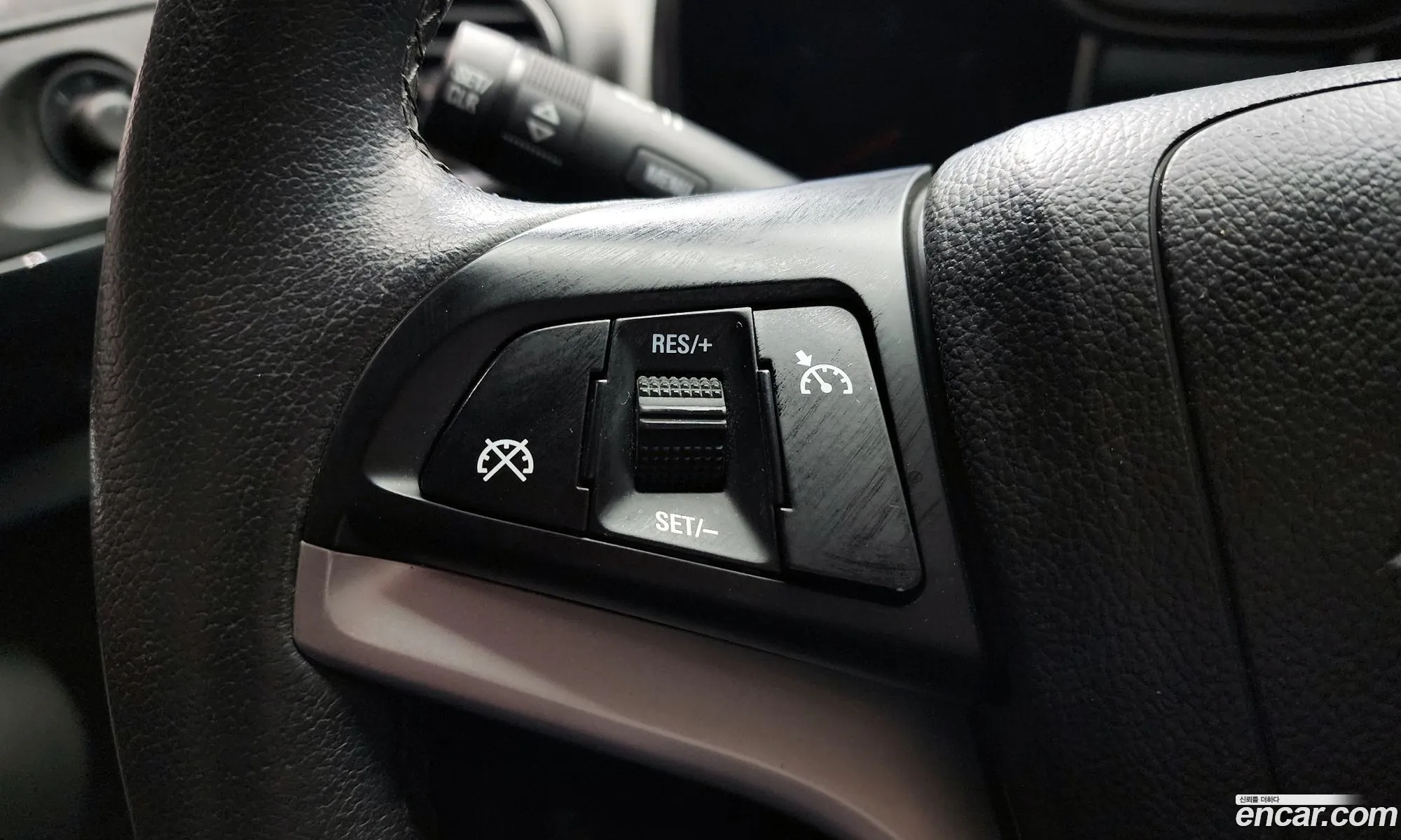 Chevrolet (GM Daewoo) Orlando 2015 — 17