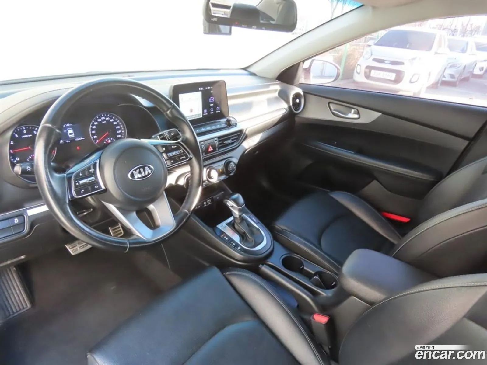 Kia K3 2018 — 13