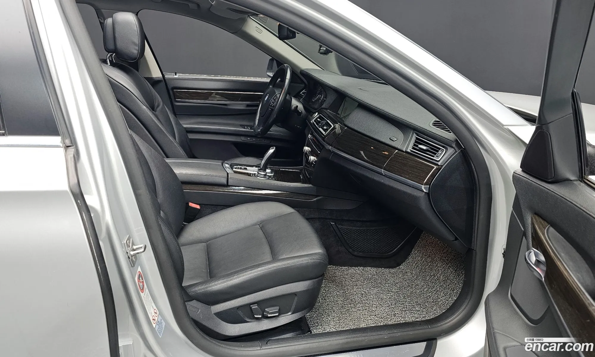 BMW 7 Series 2011 WBAKB4108BC915489 — 2