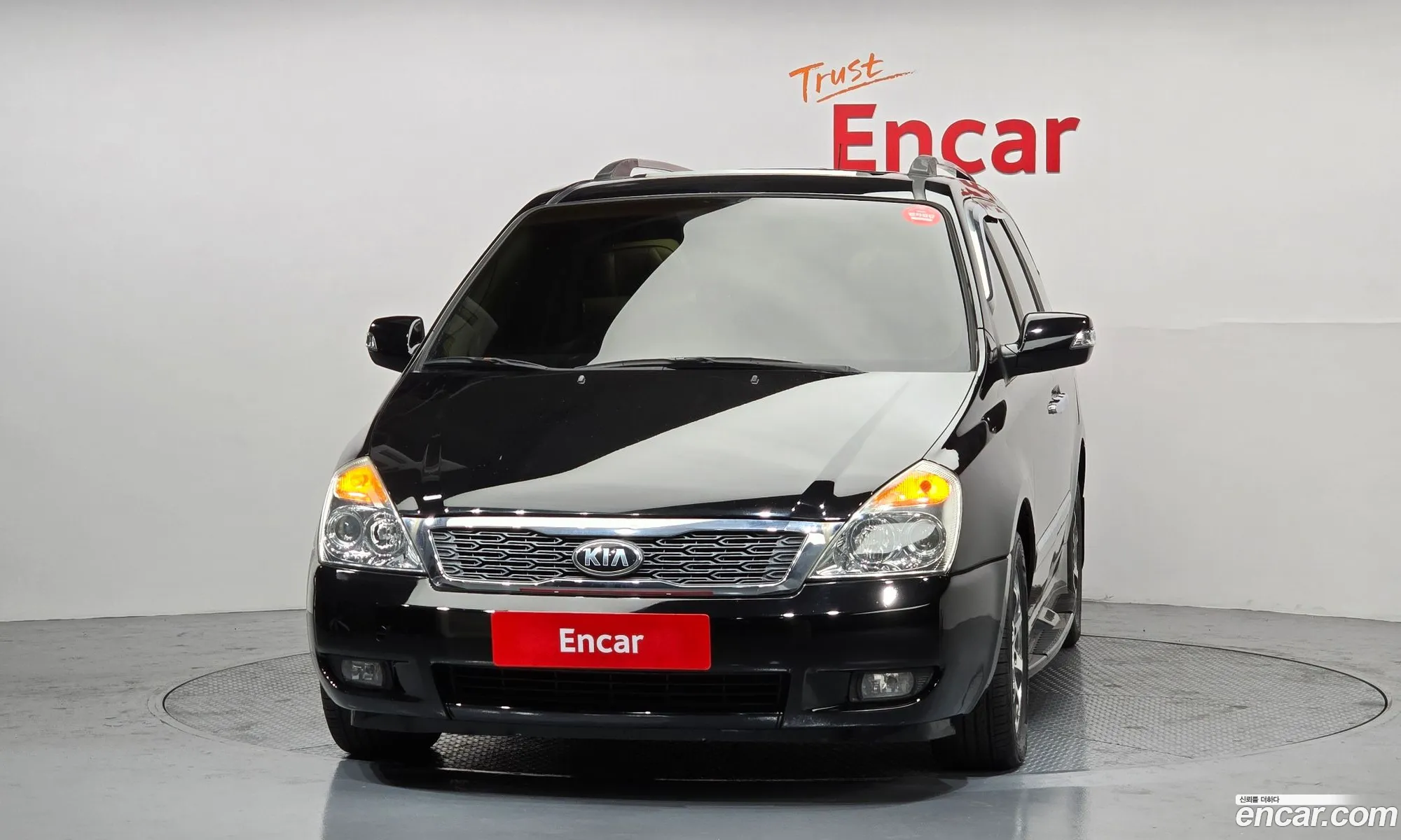Kia Carnival R 2013 — 14
