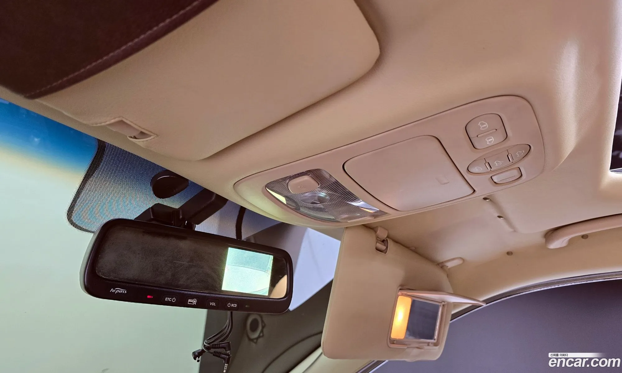 Kia Carnival R 2013 — 12