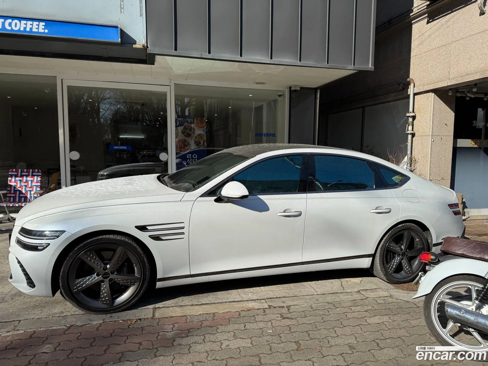 Genesis G80 2024 — 10