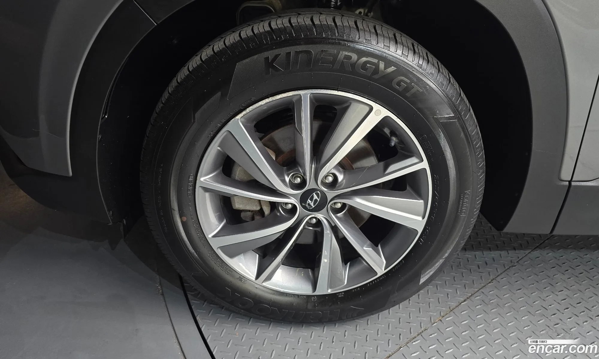 Hyundai Santa Fe TM 2020 — 17