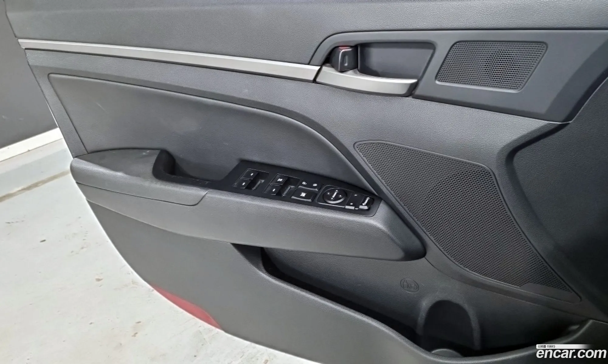 Hyundai Elantra AD 2018 — 9