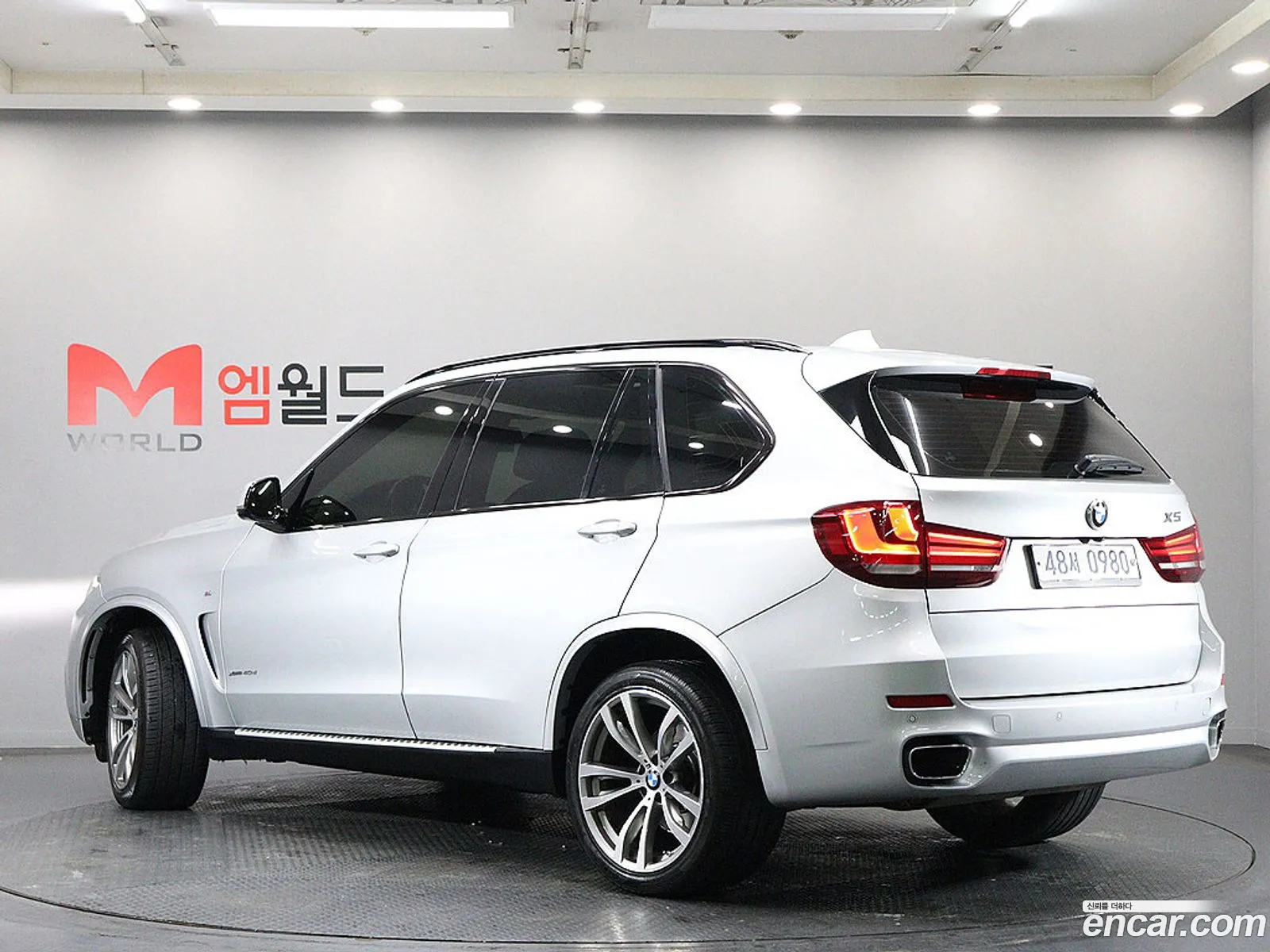 BMW X5 2015 — 19