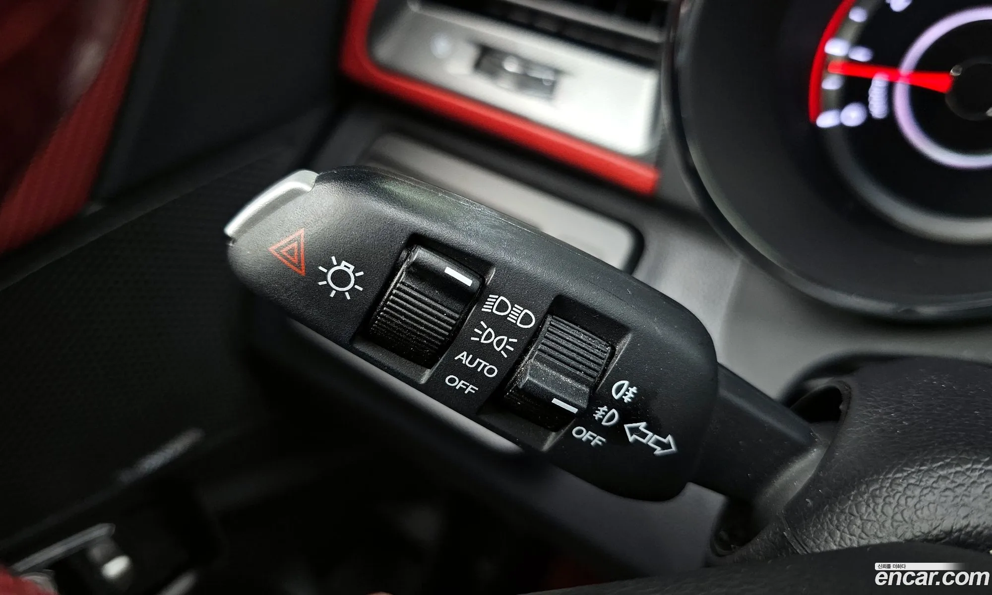 KG Mobility (SsangYong) Tivoli 2016 — 12