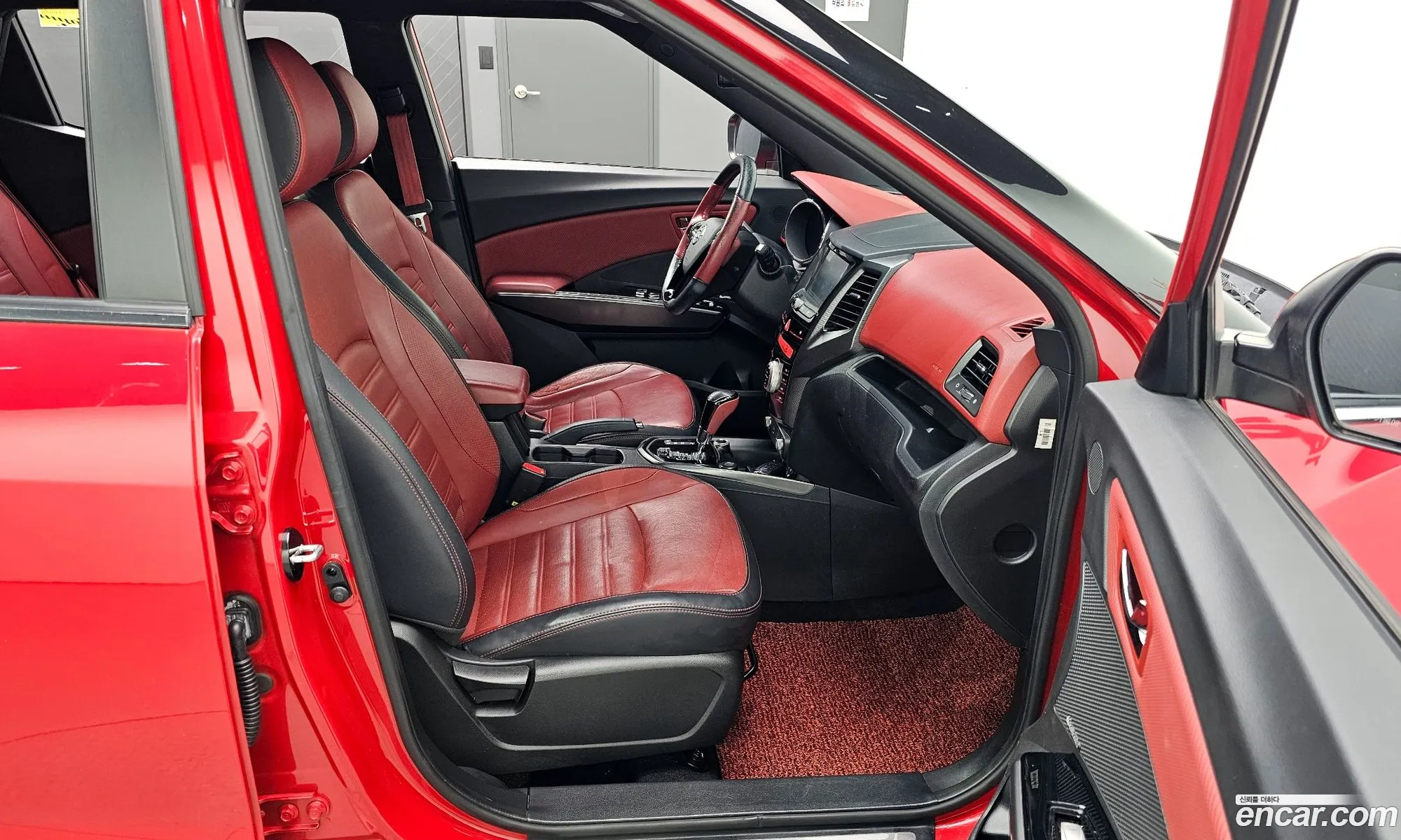 KG Mobility (SsangYong) Tivoli 2016 — 7