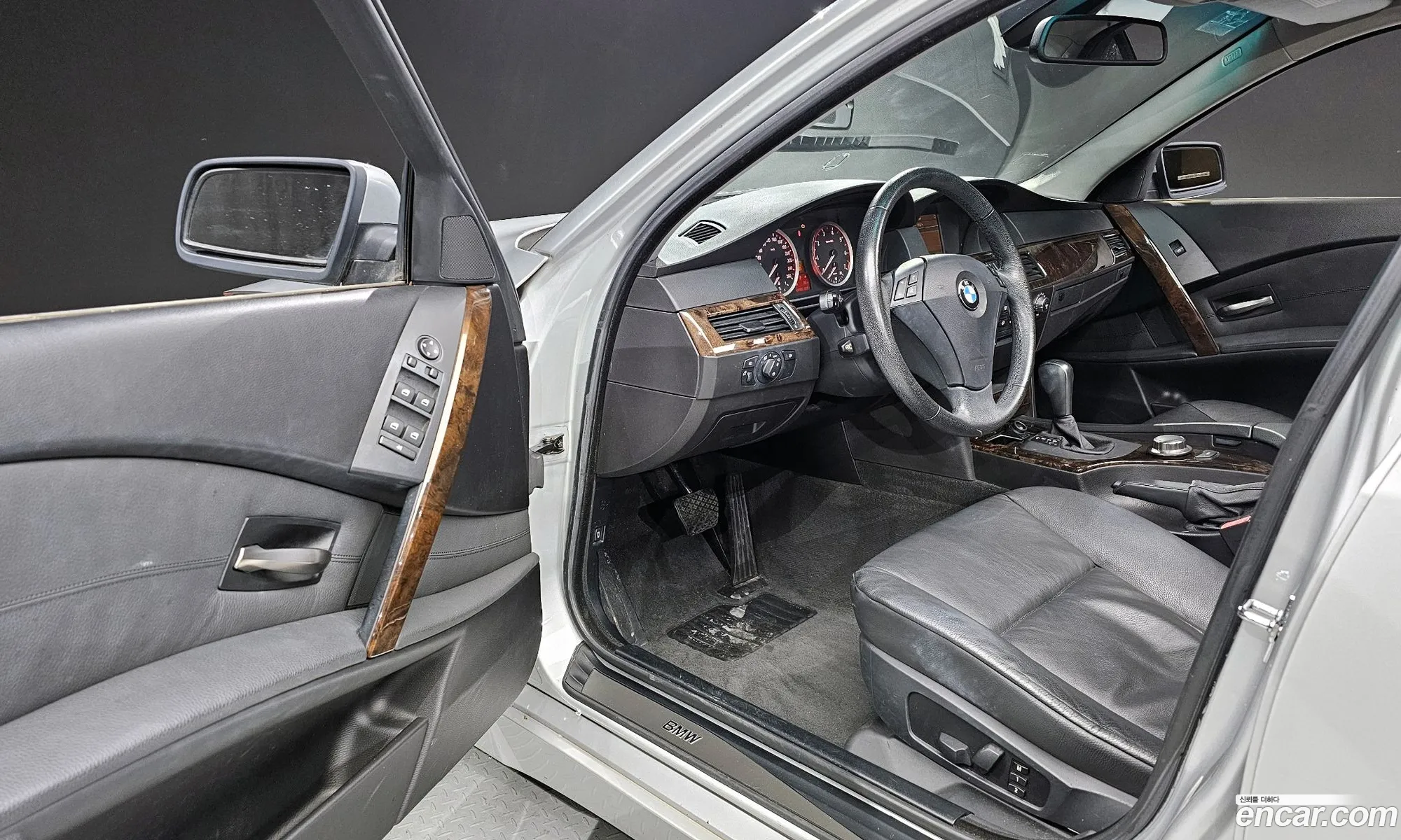BMW 5 Series 2006 — 16