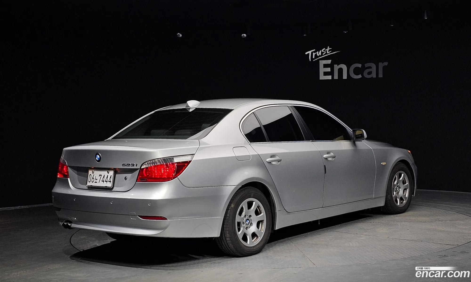 BMW 5 Series 2006 — 9