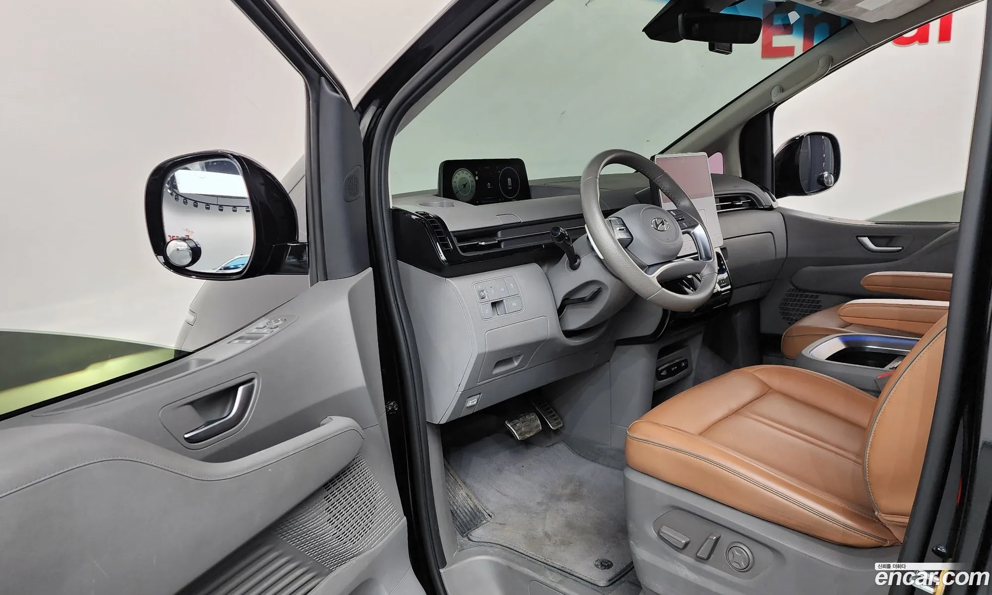 Hyundai Staria 2021 — 15