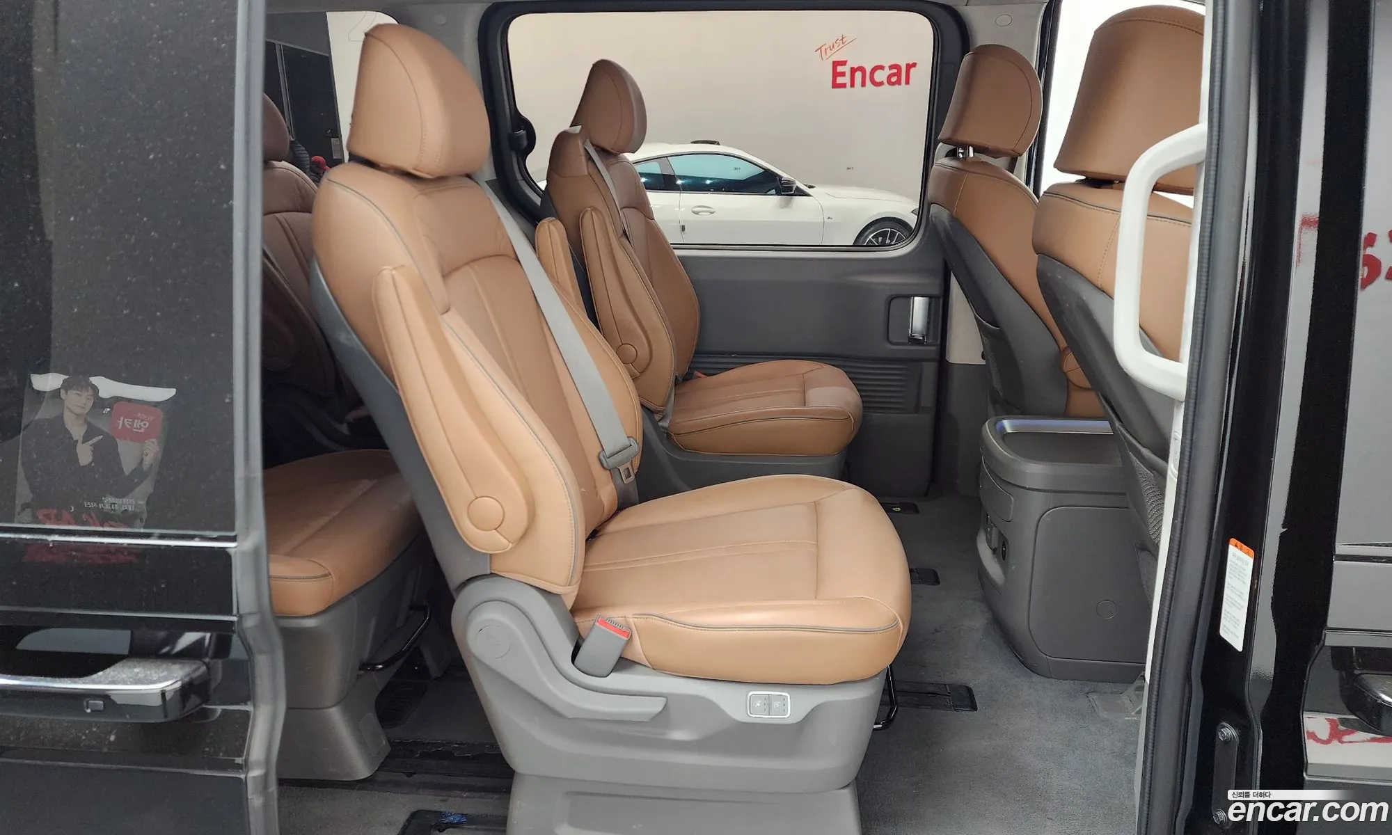 Hyundai Staria 2021 — 19