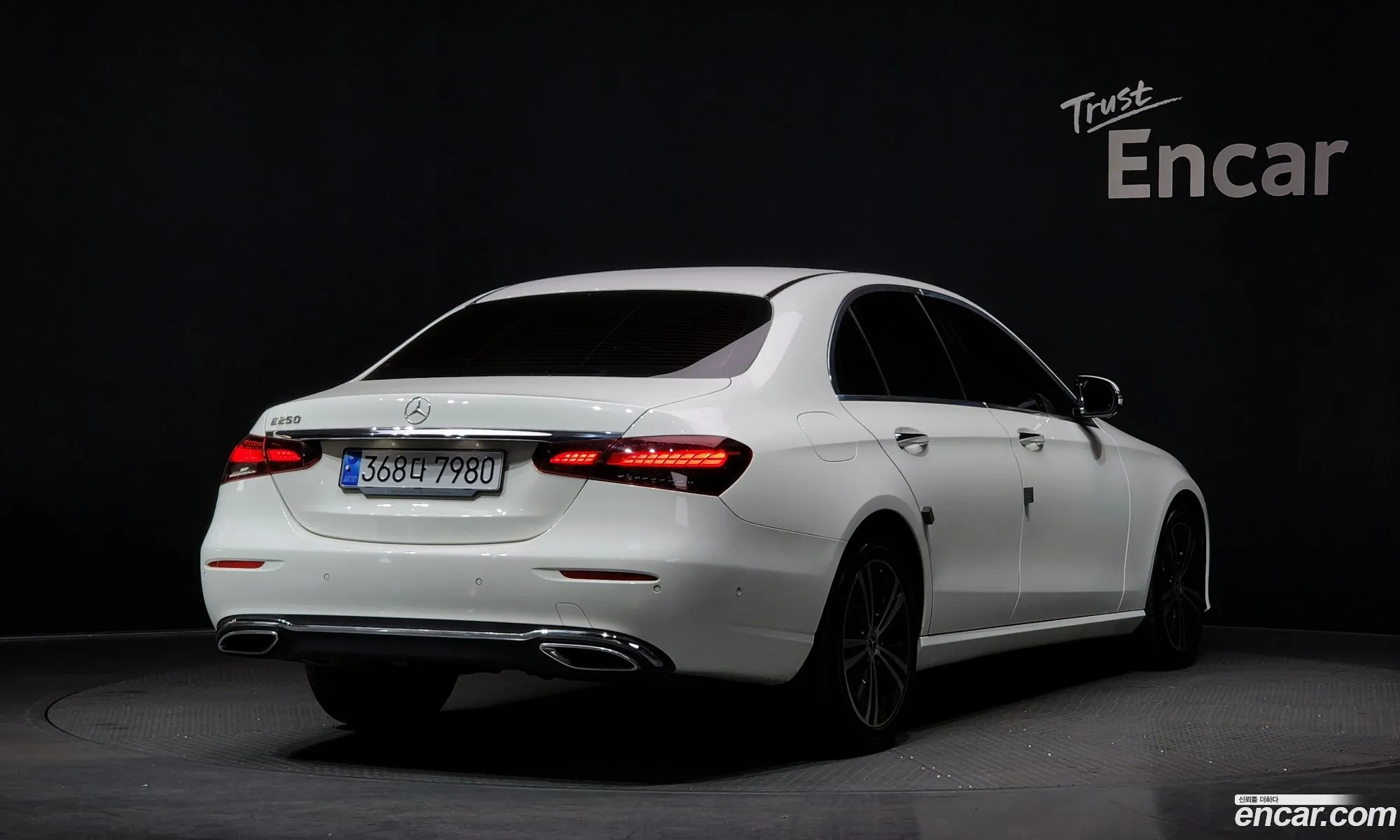 Mercedes-Benz E-Class W213 2021 — 16