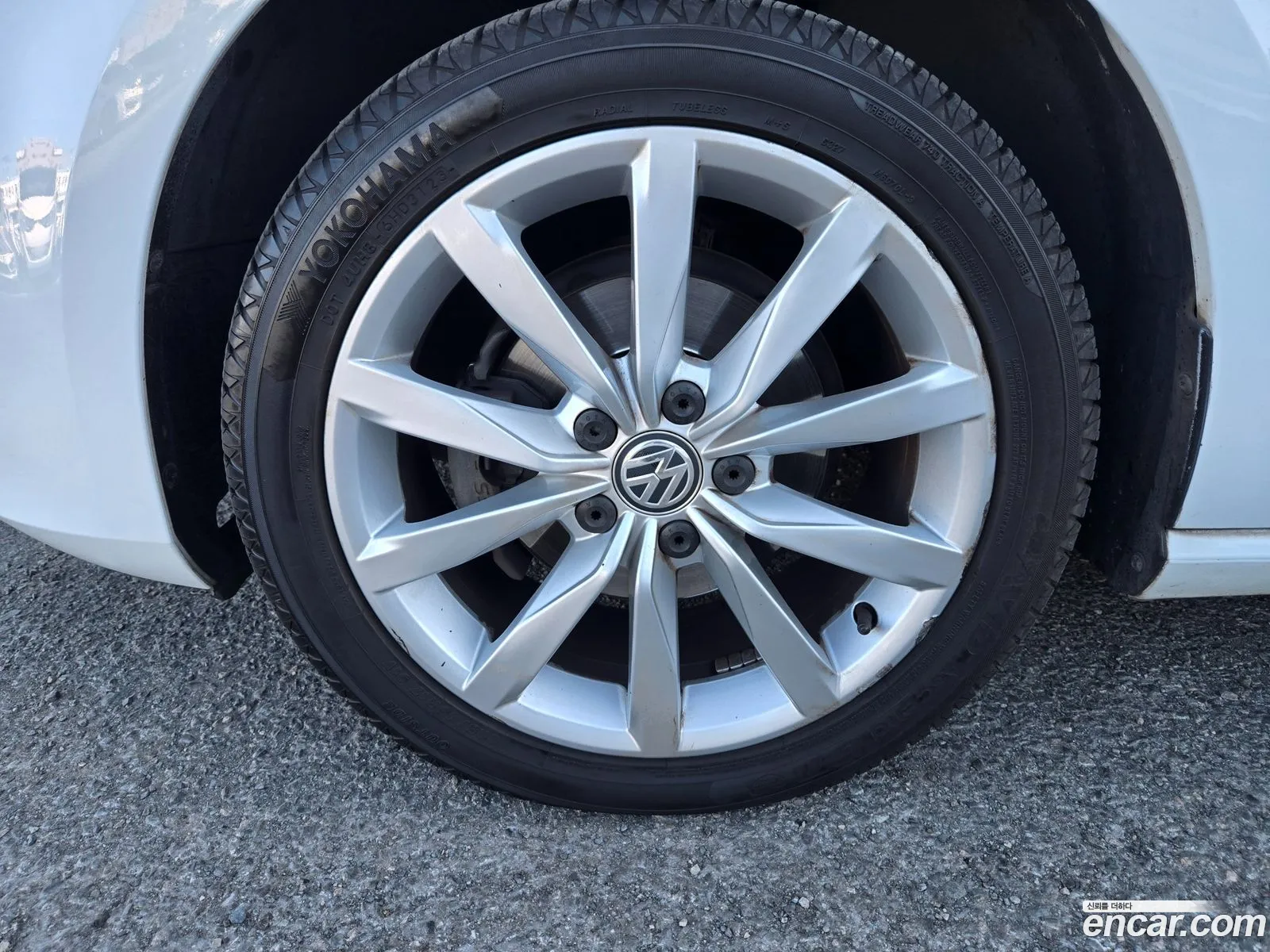 Volkswagen Golf 7th Gen 2014 — 7