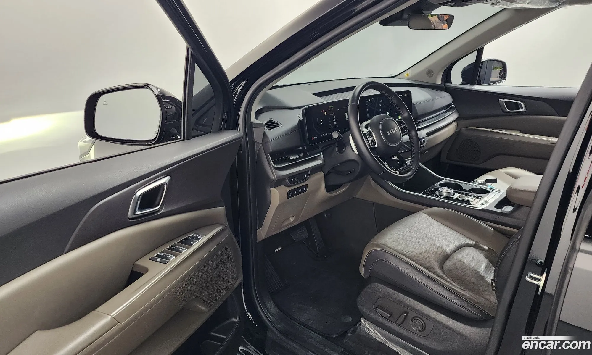 Kia Carnival 2024 — 12