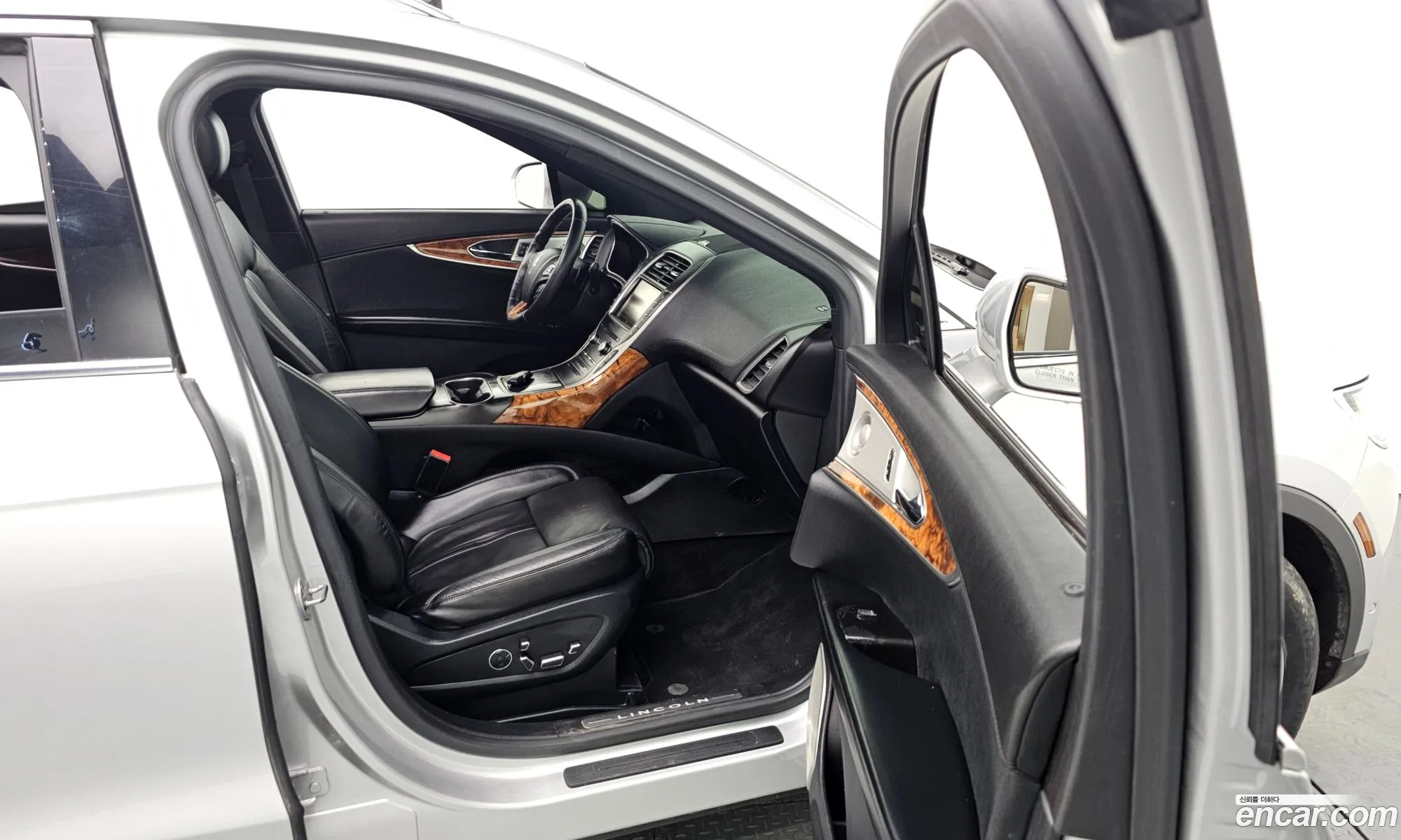 Lincoln MKX 2016 2LMPJ8LP5GBL45228 — 15