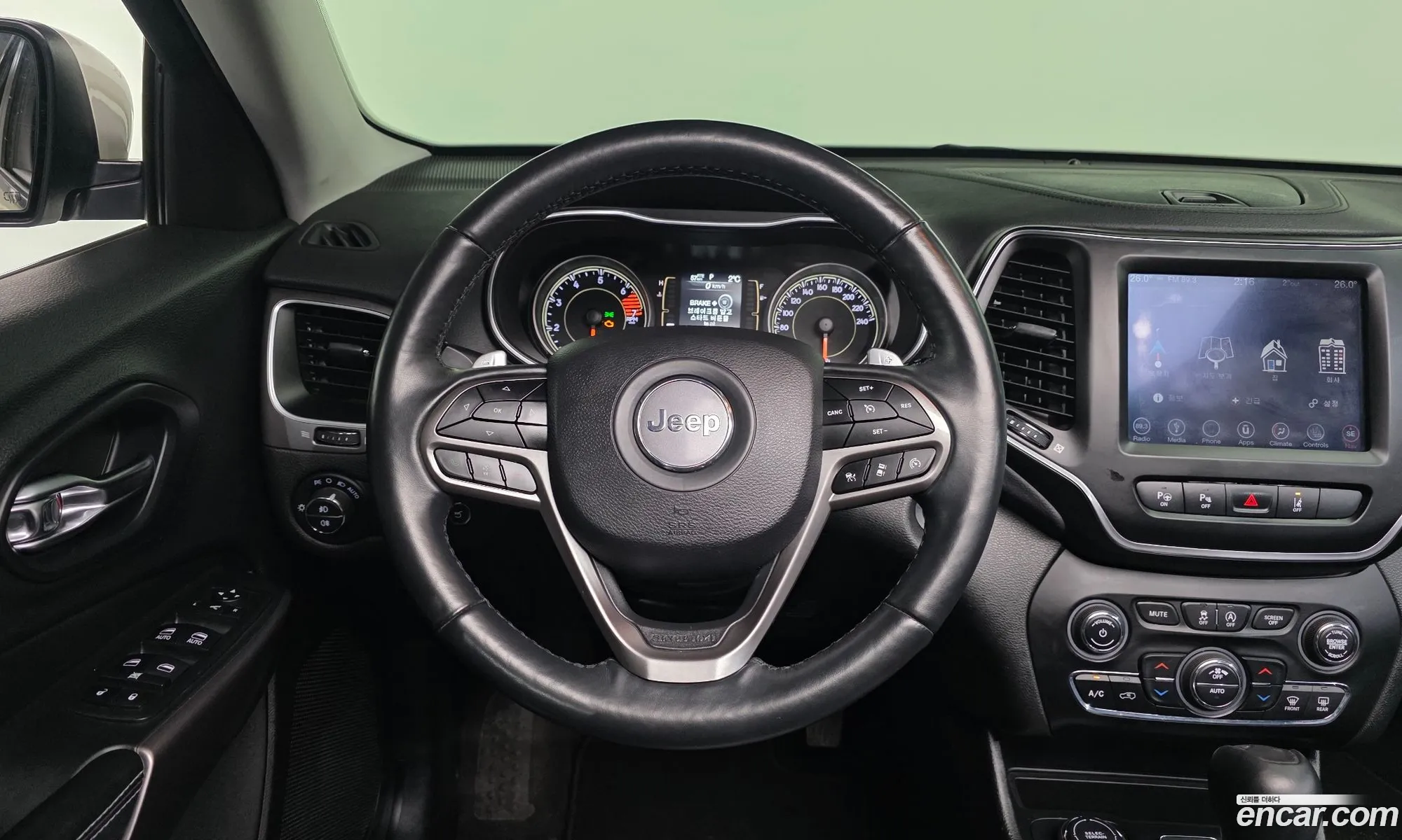 Jeep Cherokee 2018 1C4PJMCB3KD166721 — 19