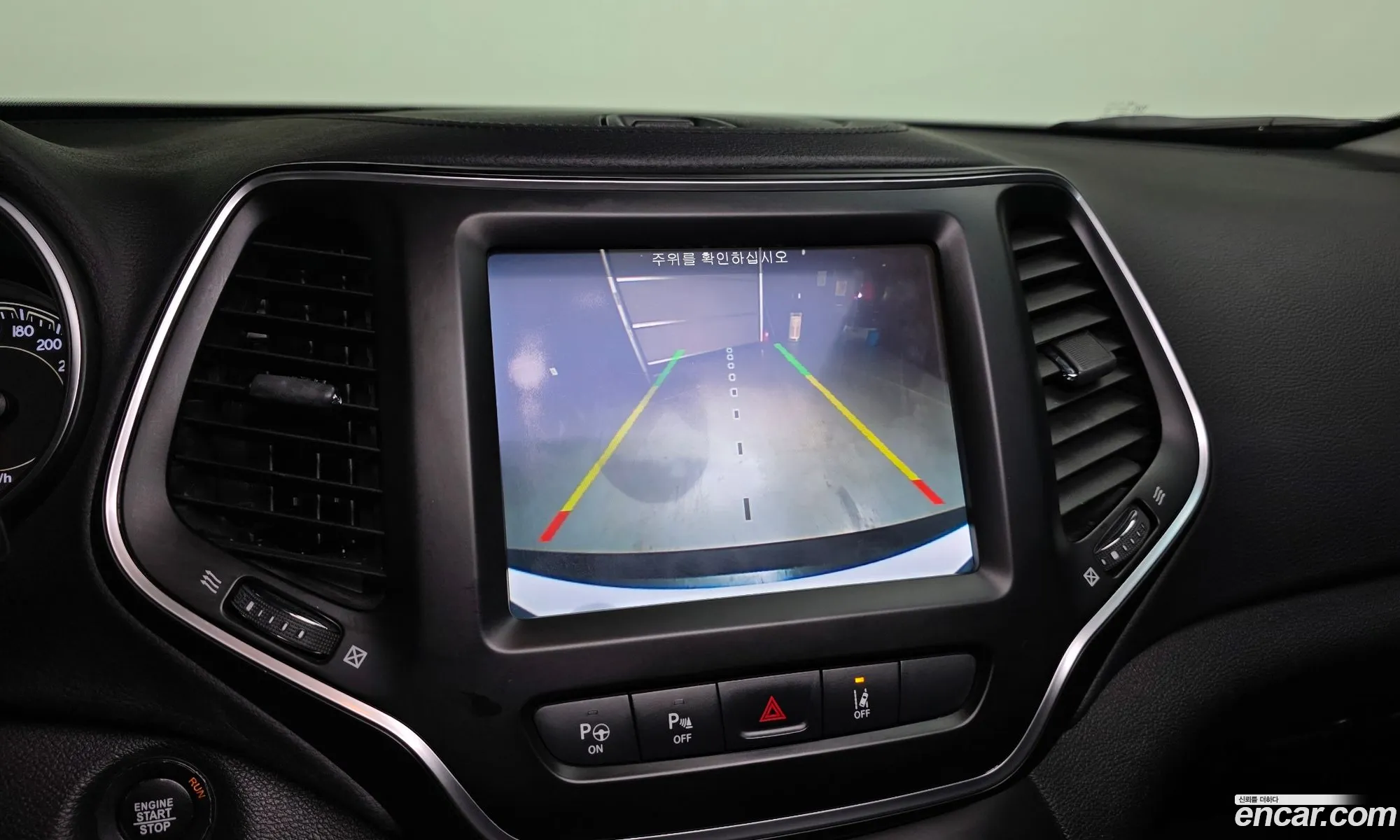 Jeep Cherokee 2018 1C4PJMCB3KD166721 — 9