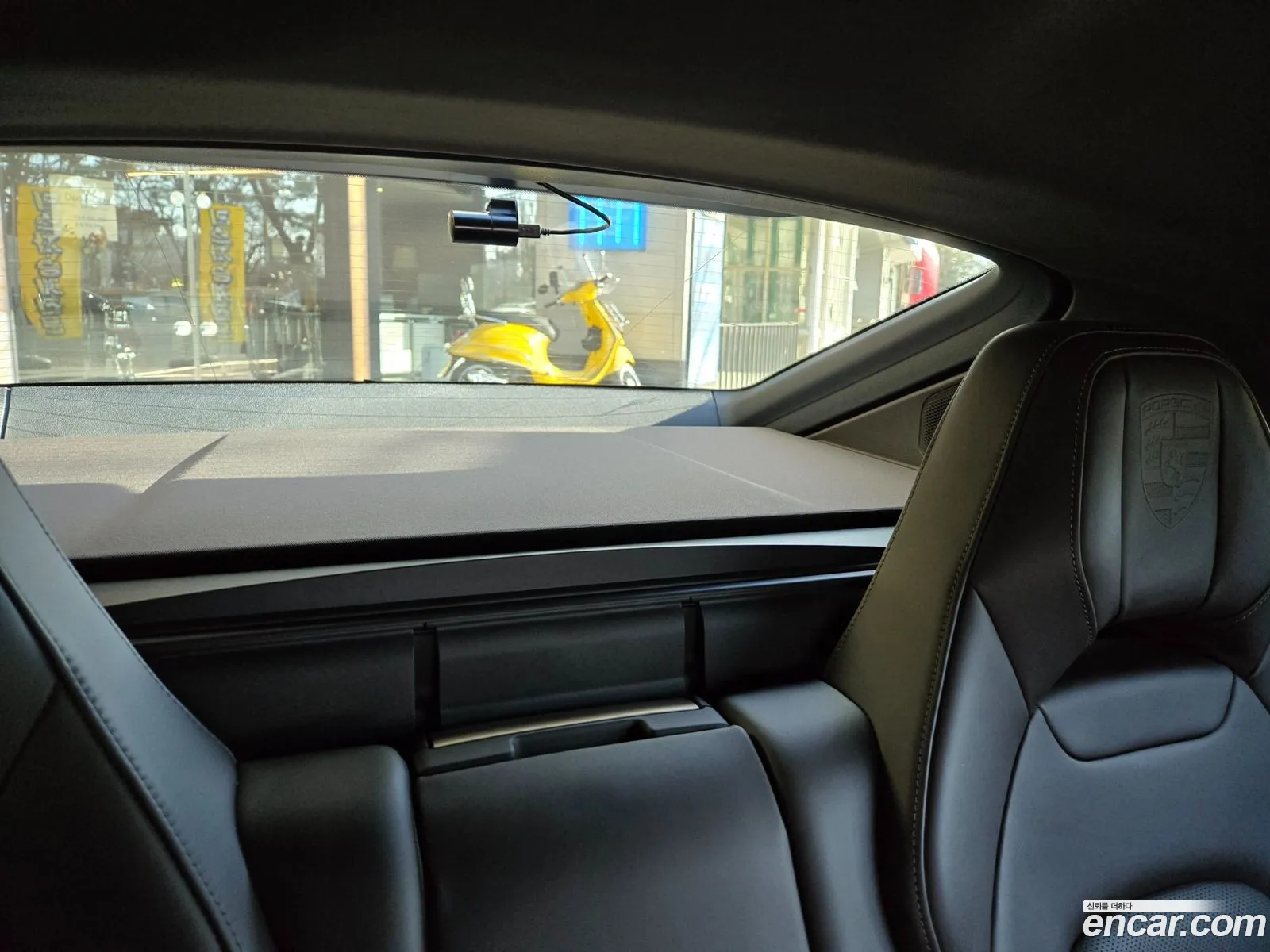 Porsche Panamera 2025 — 4