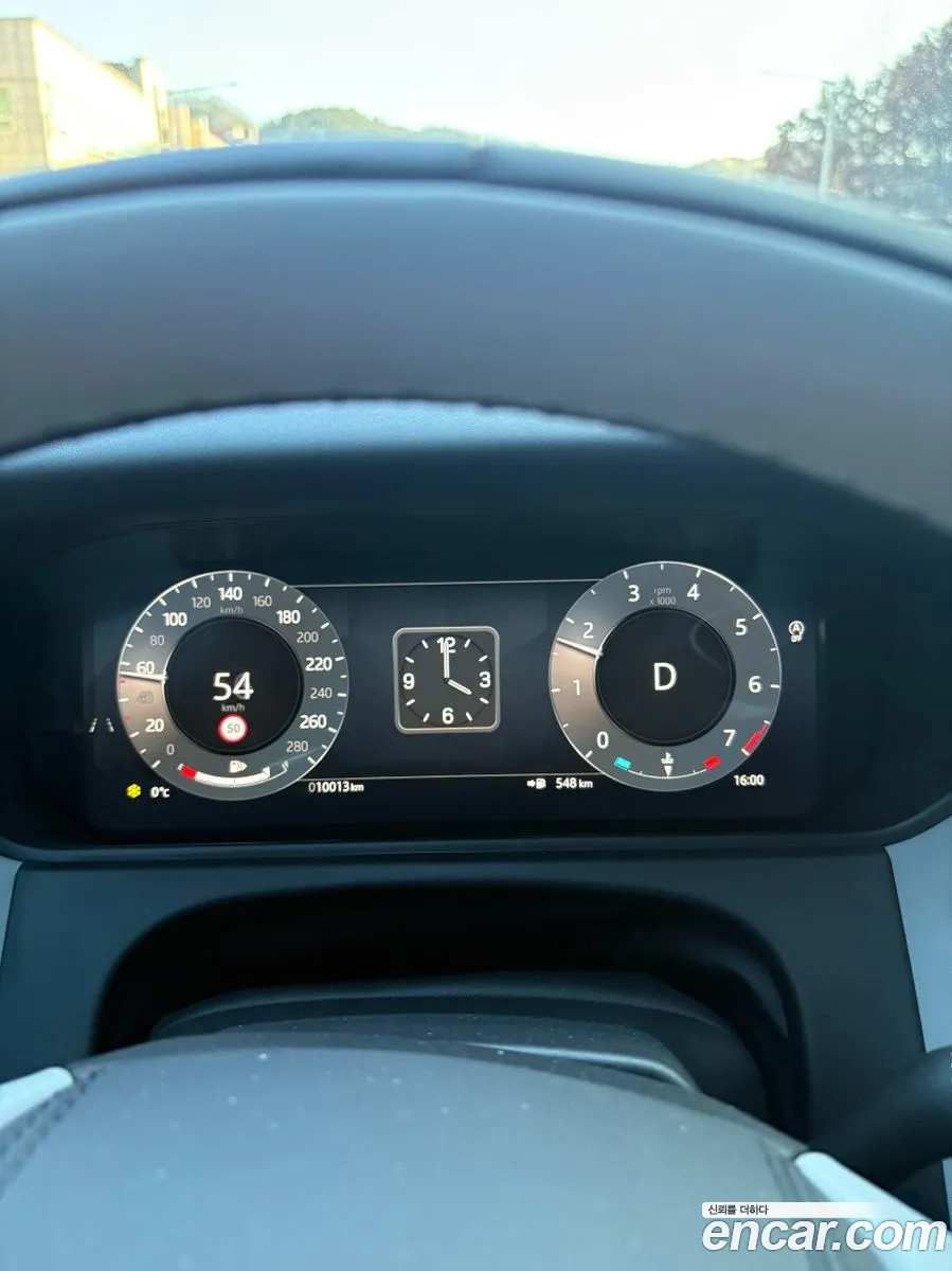 Land Rover Range Rover Velar 2025 — 5