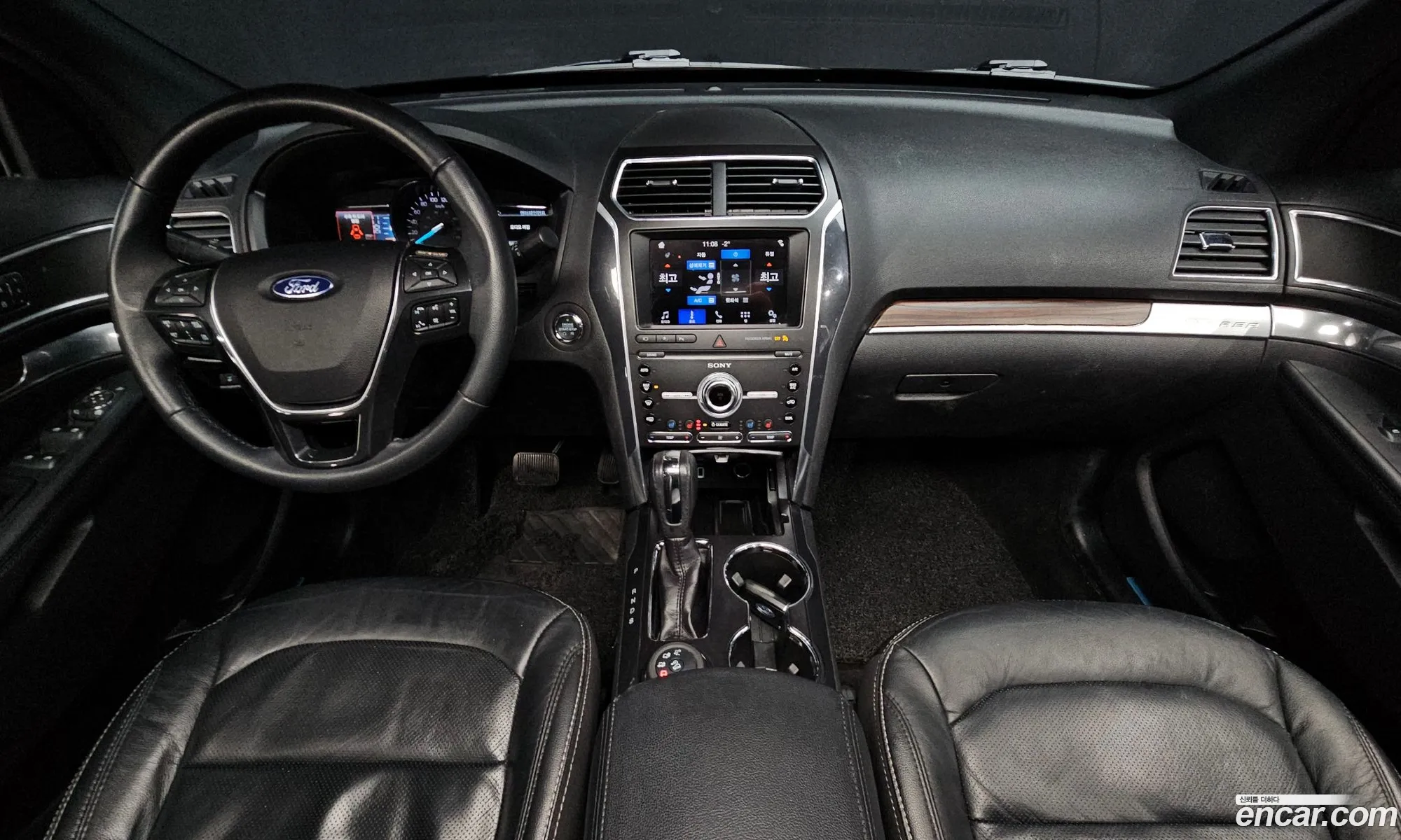 Ford Explorer 2019 — 12