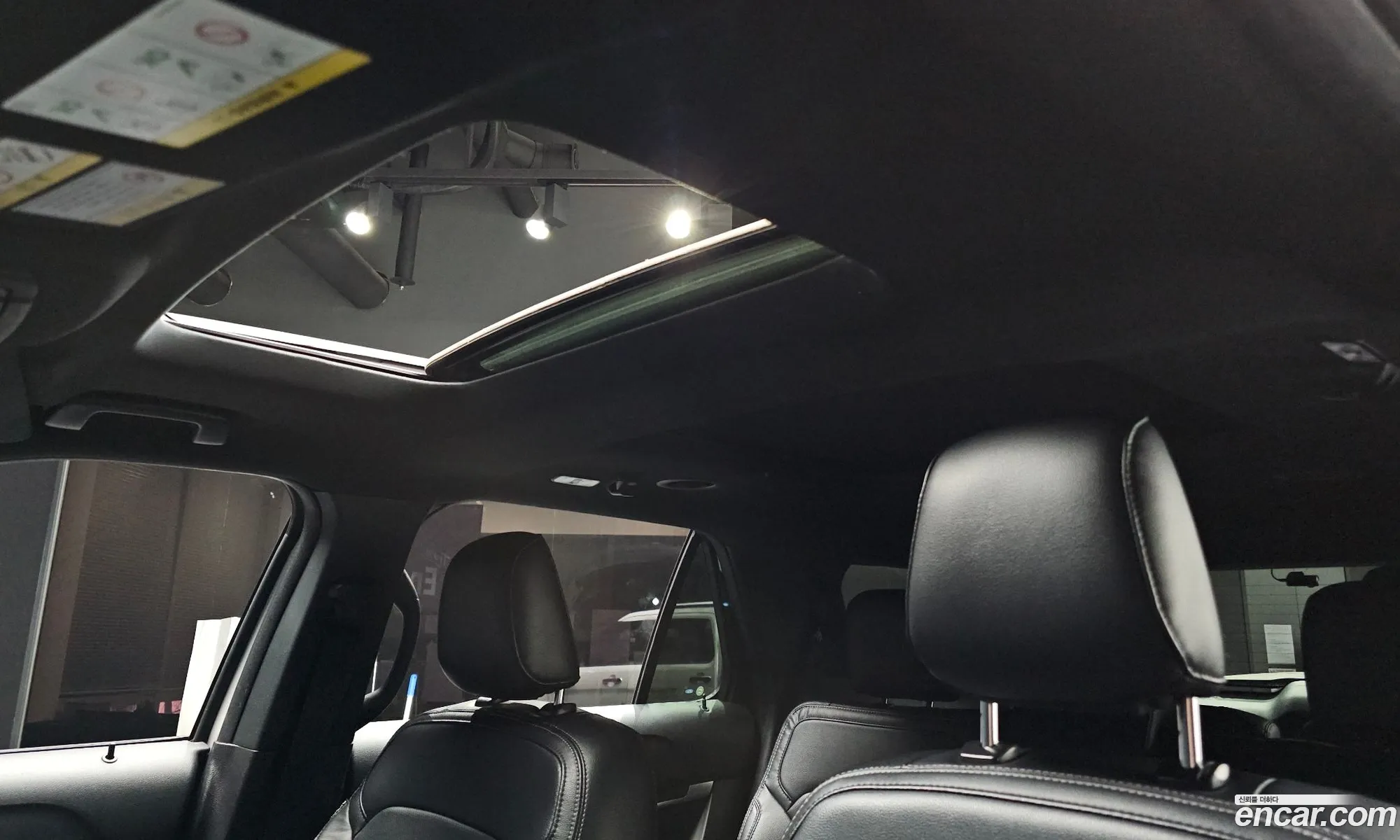Ford Explorer 2019 — 19