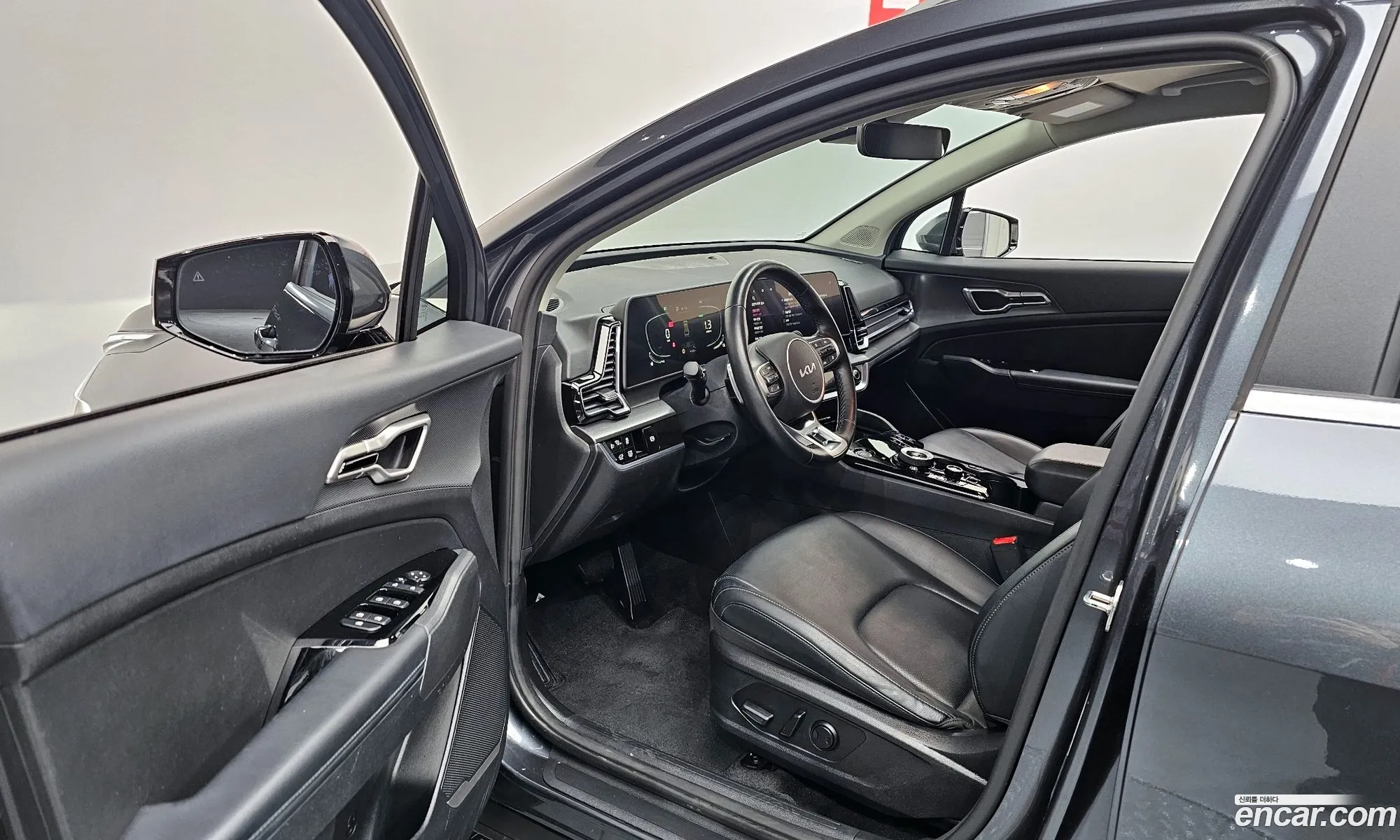 Kia Sportage Hybrid 2023 — 19