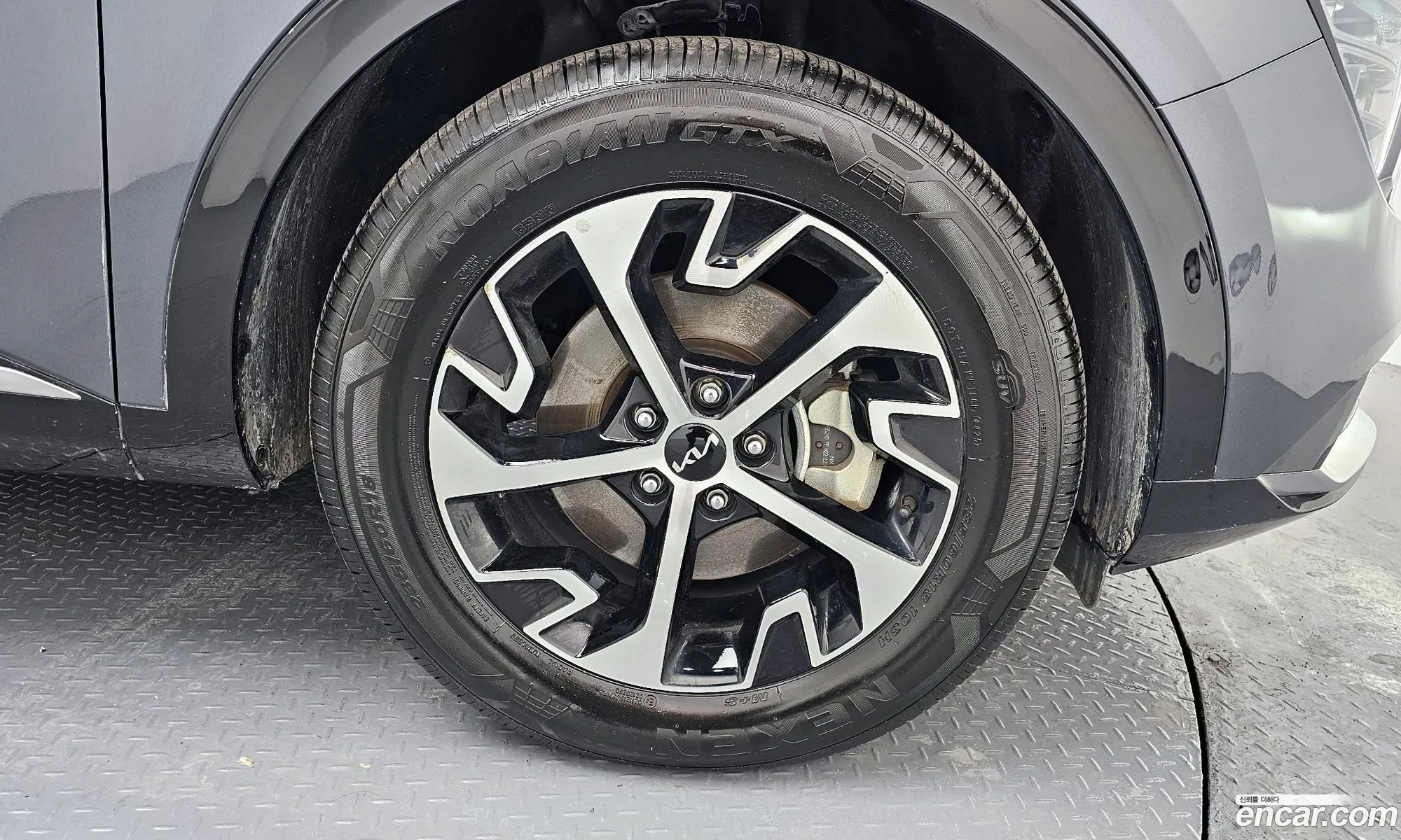 Kia Sportage Hybrid 2023 — 17