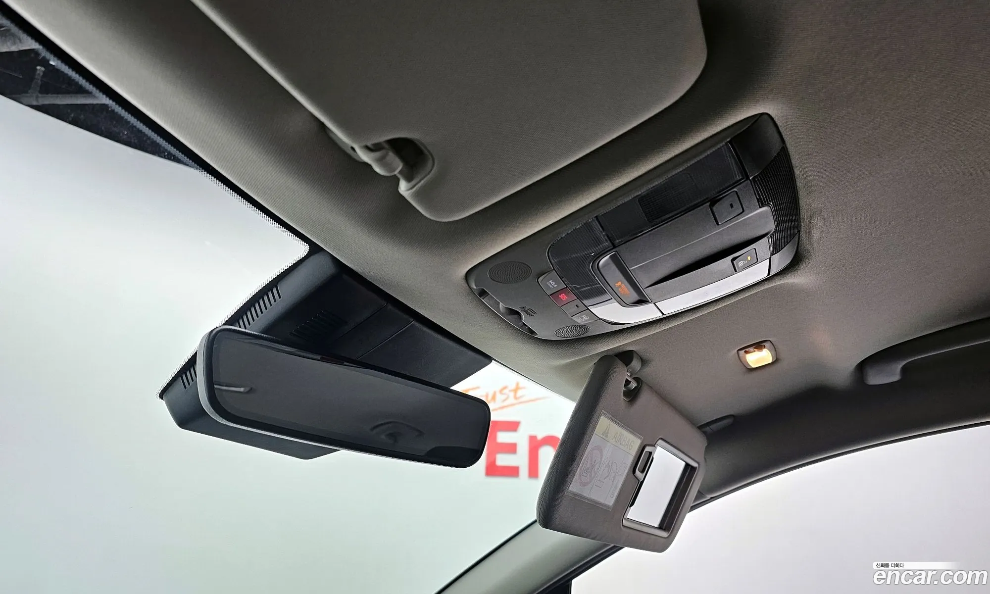 Kia Sportage Hybrid 2023 — 13