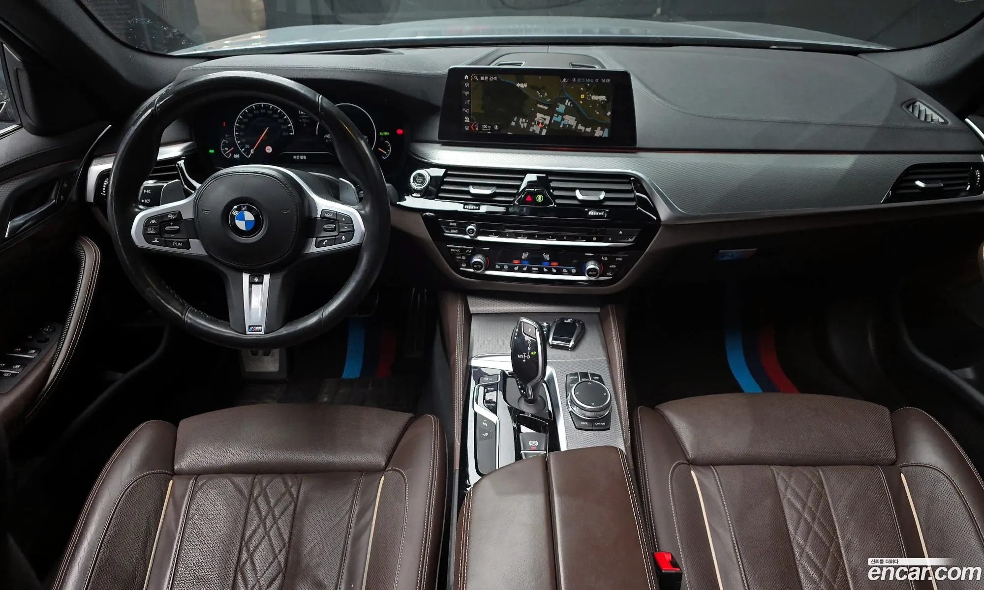 BMW 5 Series 2019 — 12