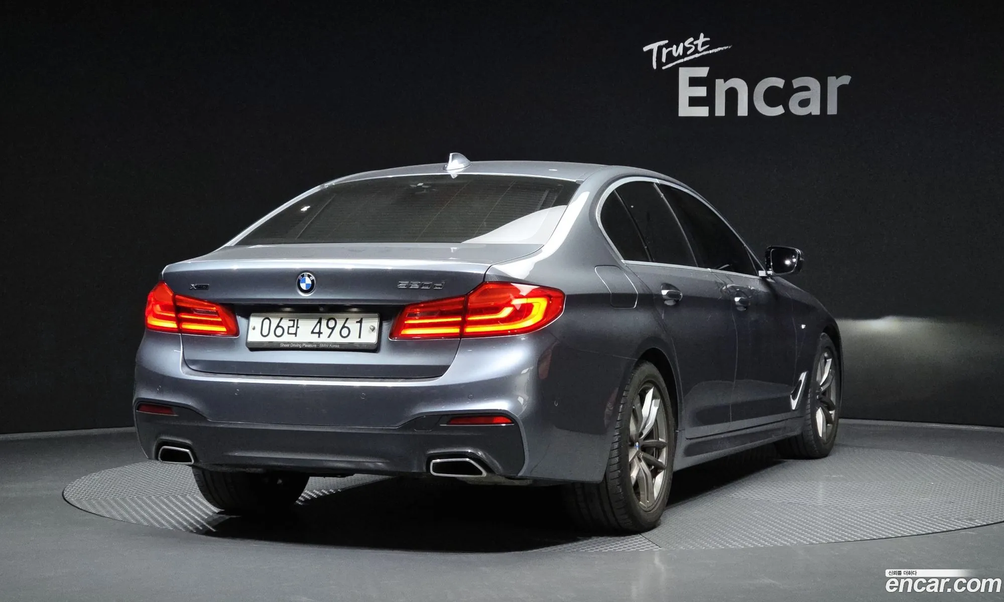 BMW 5 Series 2019 — 18