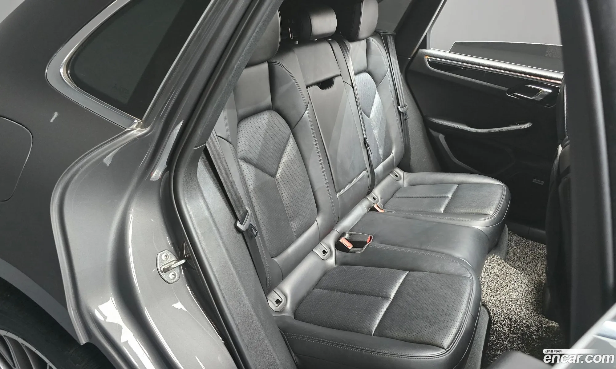 Porsche Macan 2015 WP1AD2950FLB35830 — 3