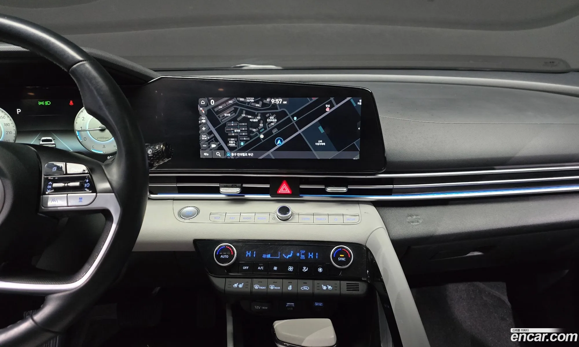 Hyundai Elantra 2021 — 3