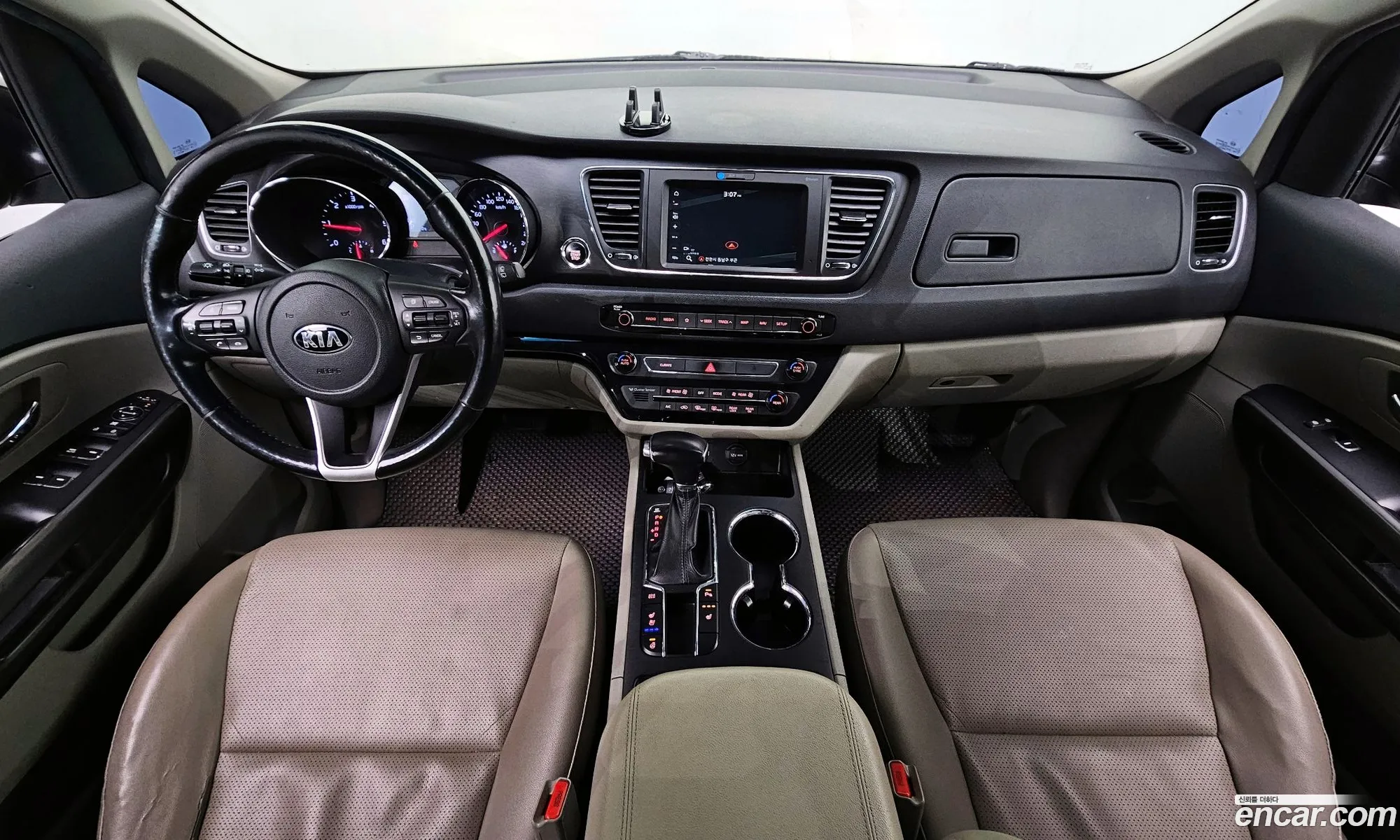 Kia Carnival 2018 — 5