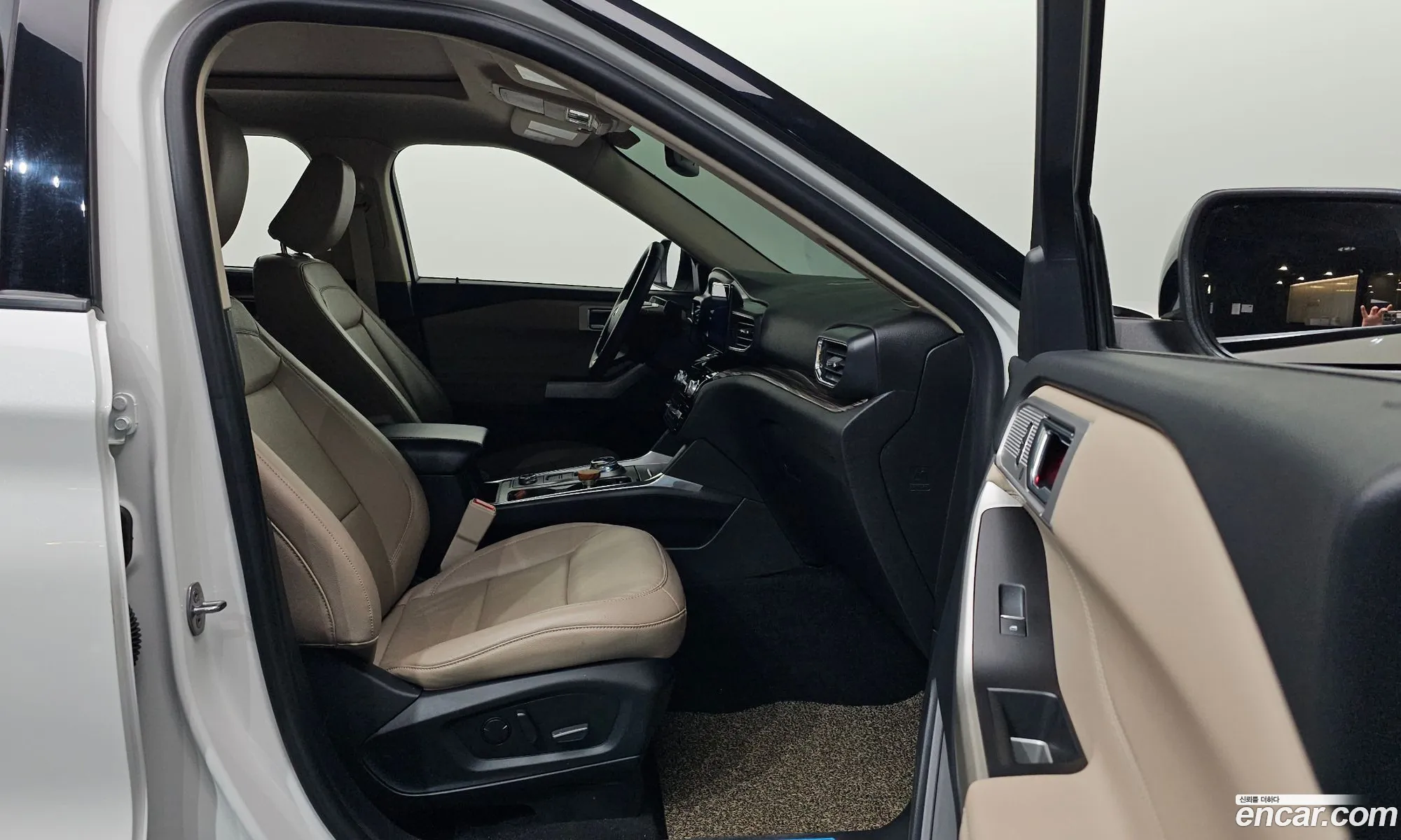 Ford Explorer 6th Gen 2022 1FMSK8FH111111111 — 16