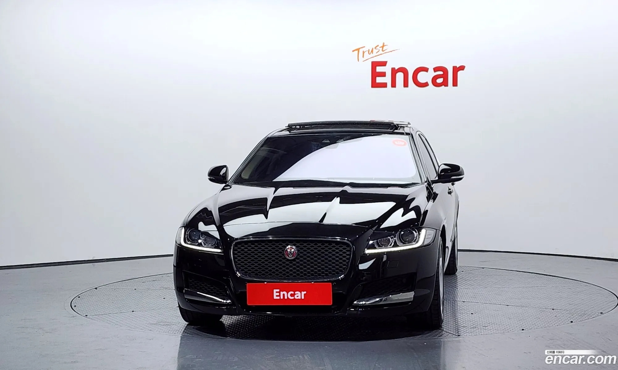 Jaguar XF 2017 SAJBB4BN7JCY61938 — 17
